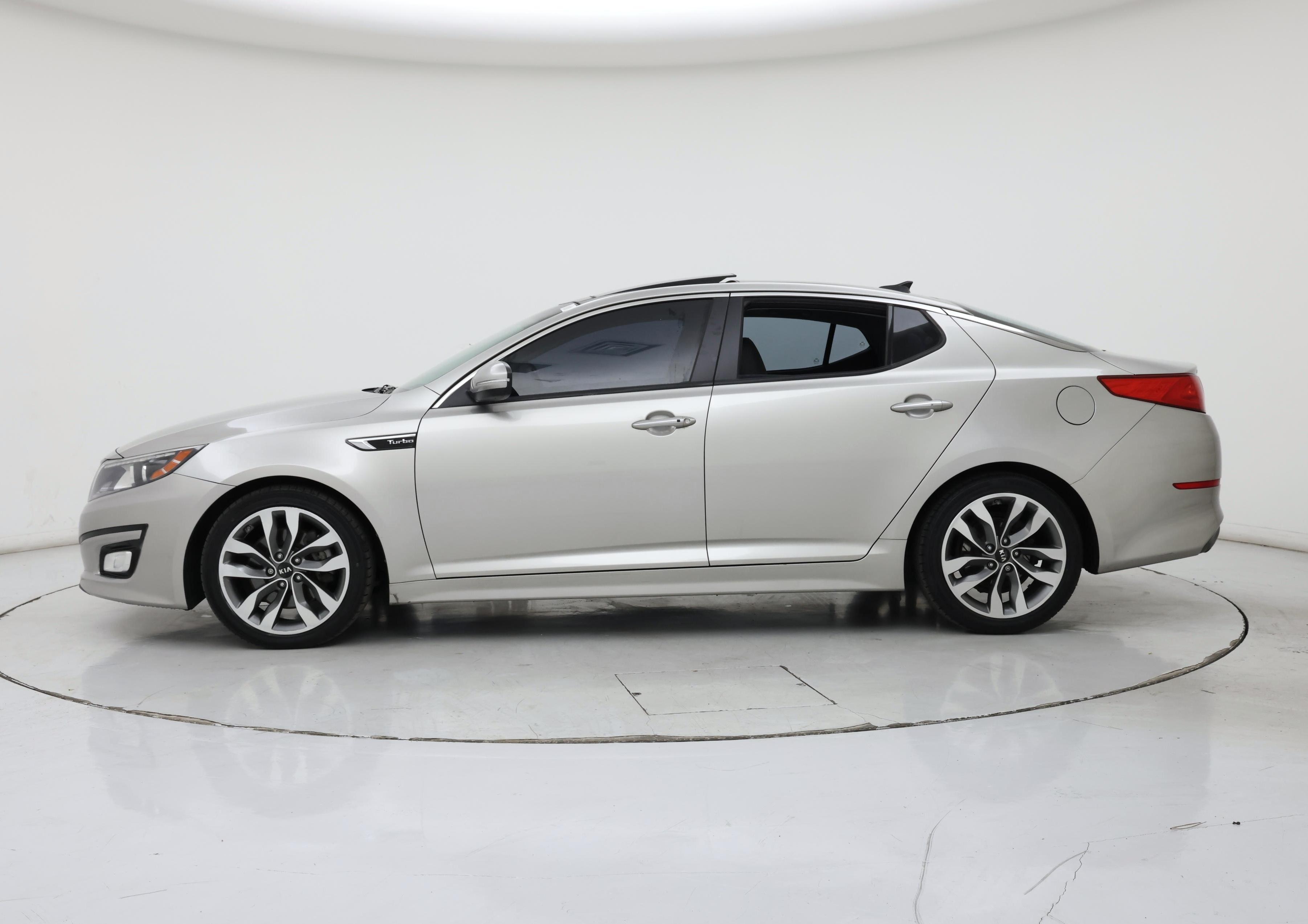 Thumbnail: 2015 Kia Optima - 3