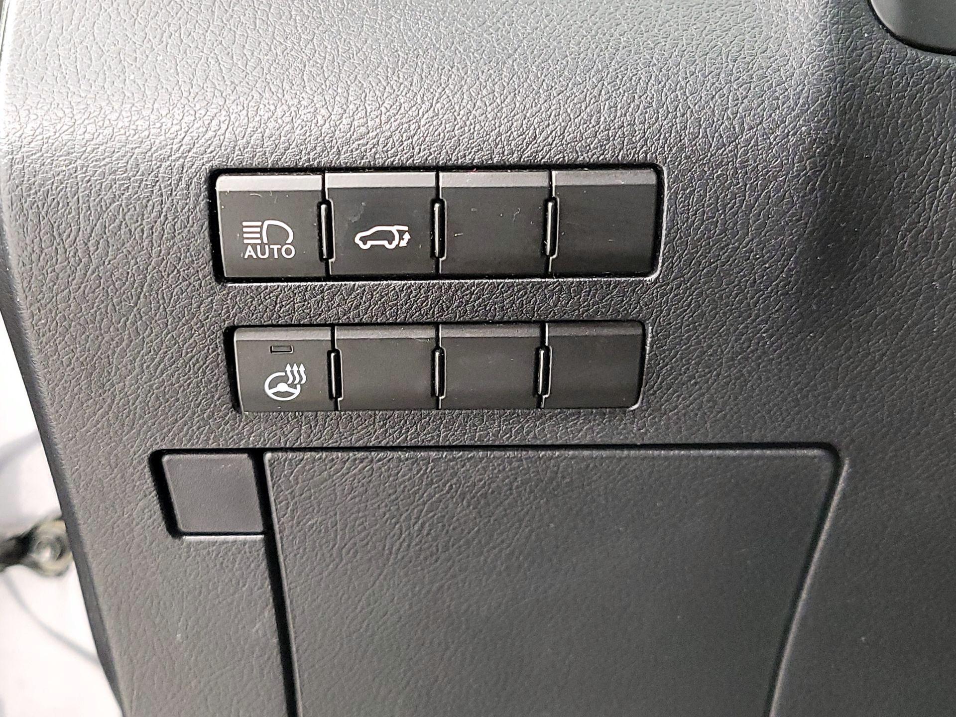 Thumbnail: 2018 Lexus RX - 13