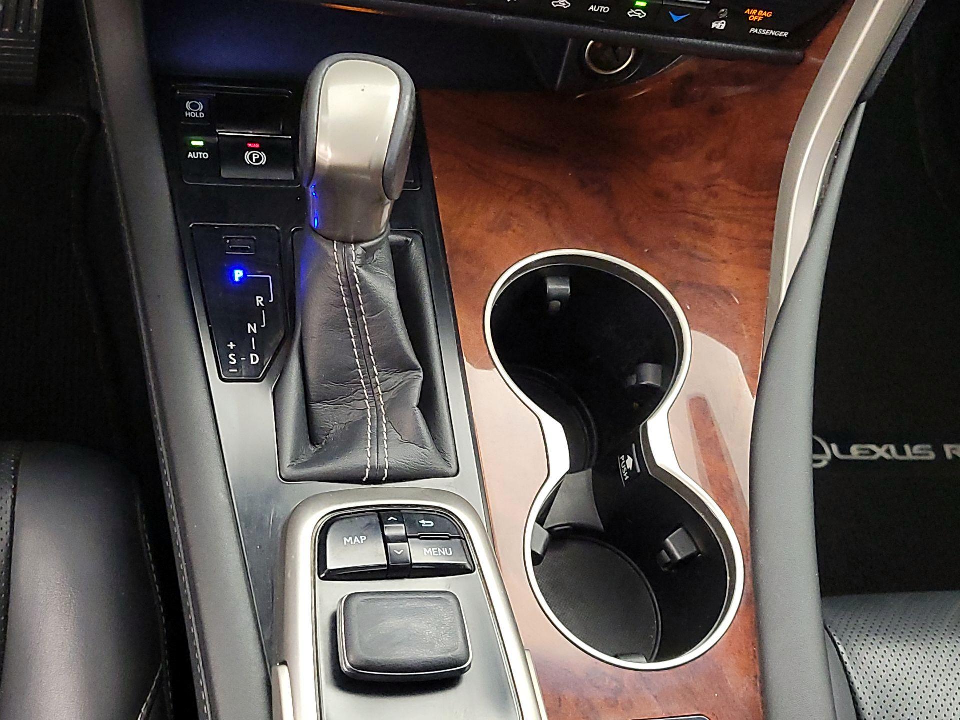 Thumbnail: 2018 Lexus RX - 18