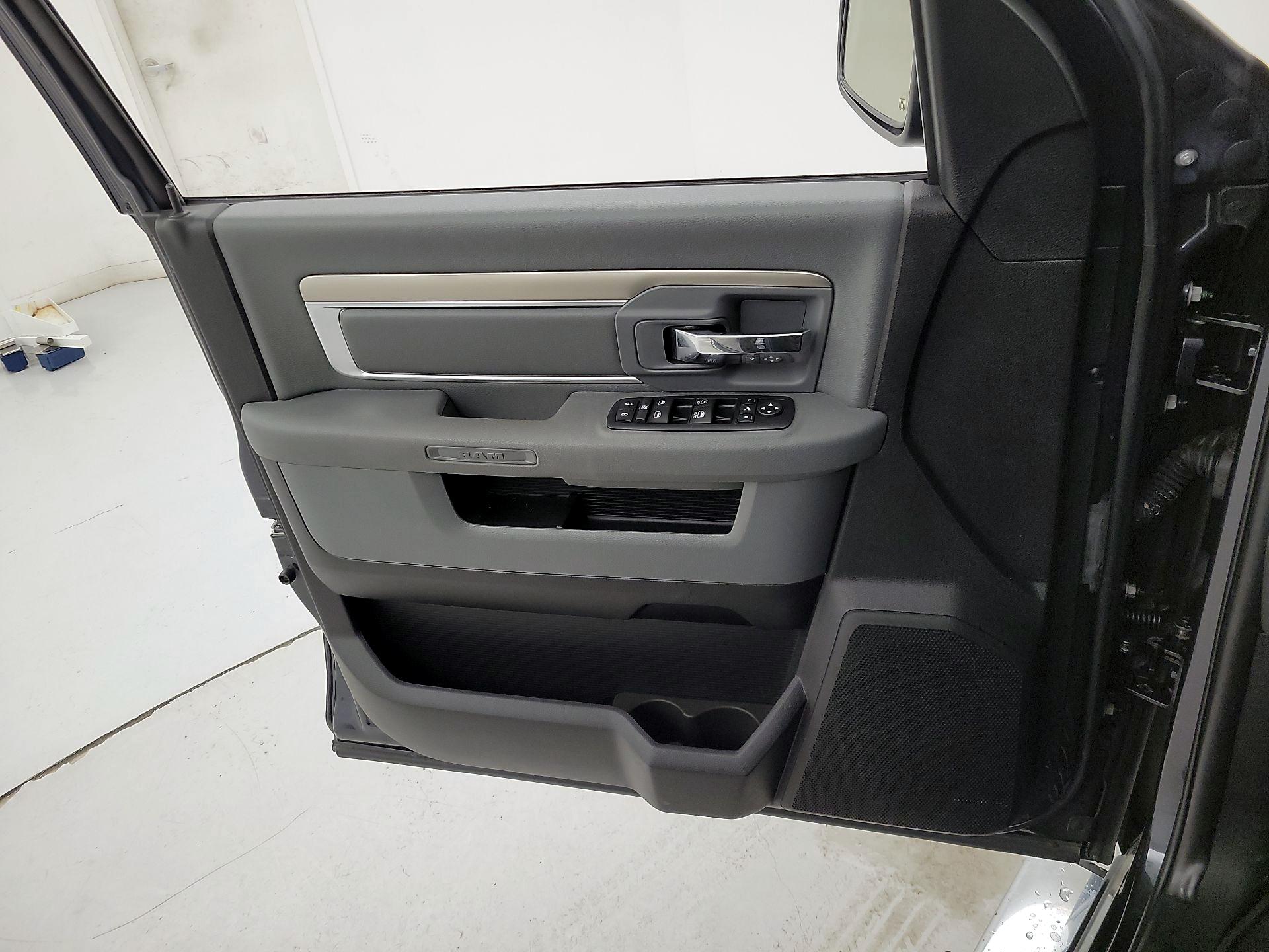 Thumbnail: 2016 RAM 1500 - 12