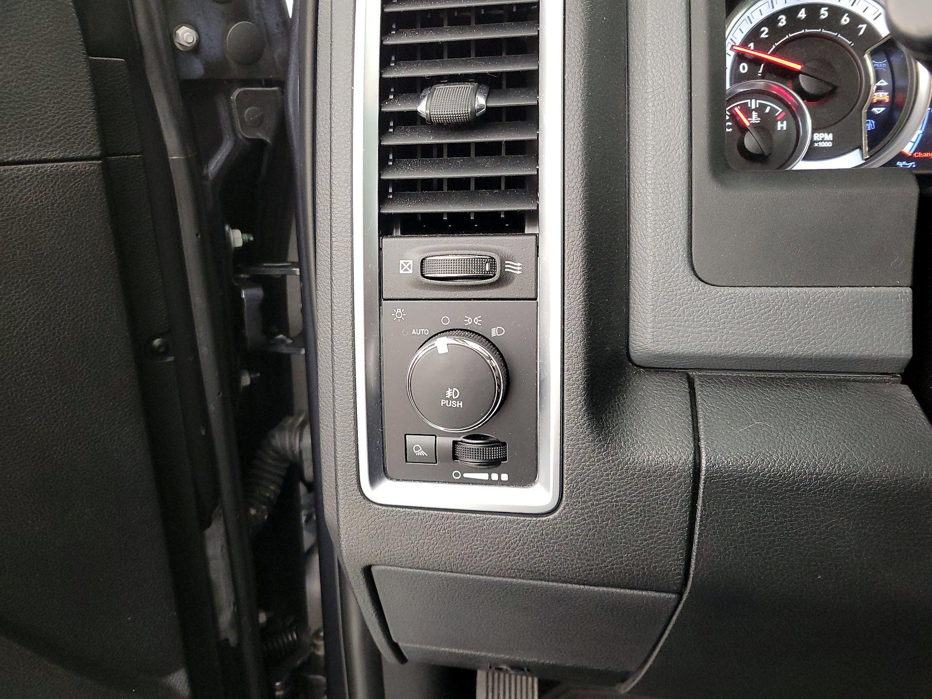 Thumbnail: 2016 RAM 1500 - 13