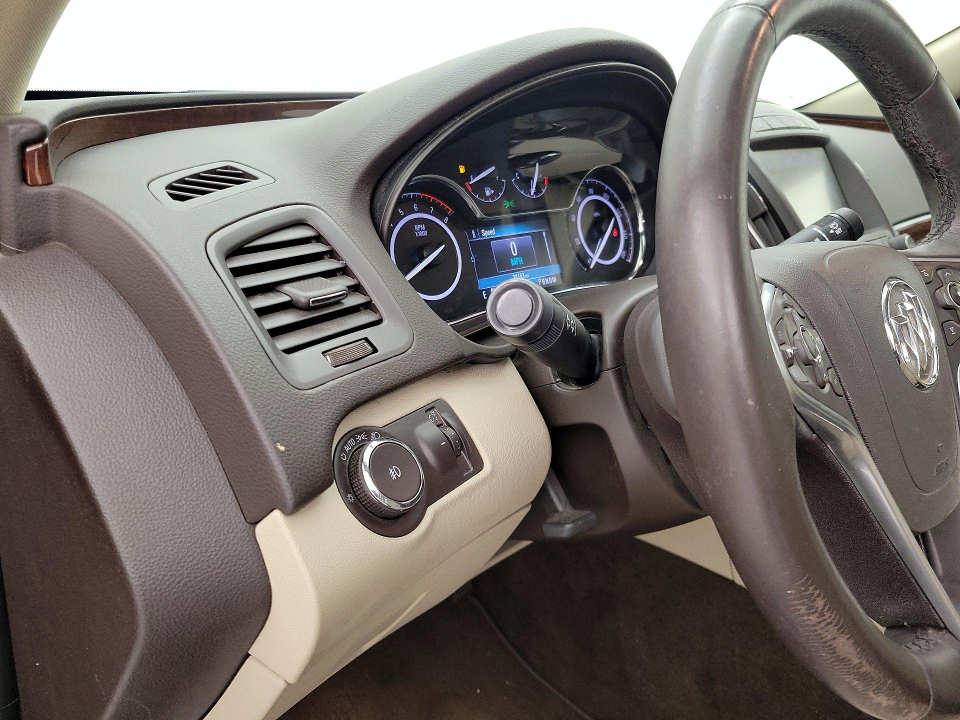 Thumbnail: 2017 Buick Regal - 13