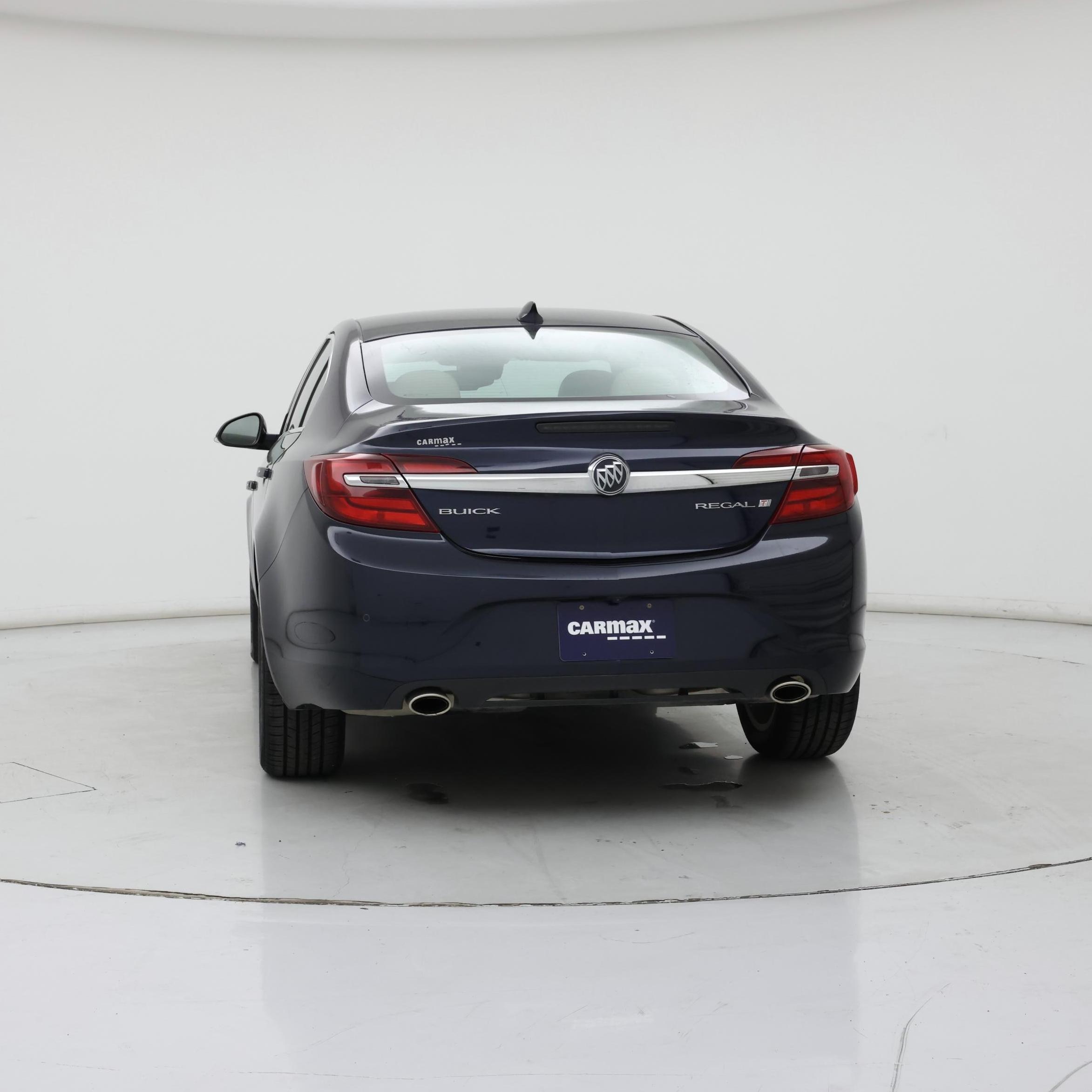 Thumbnail: 2017 Buick Regal - 6