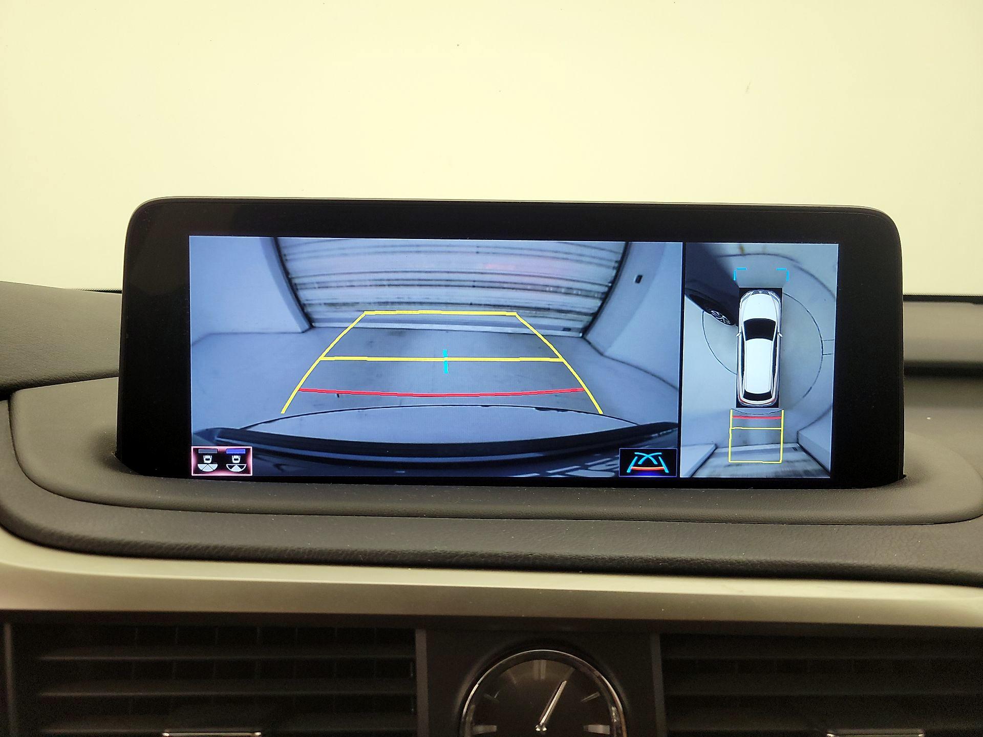 Thumbnail: 2022 Lexus RX - 15