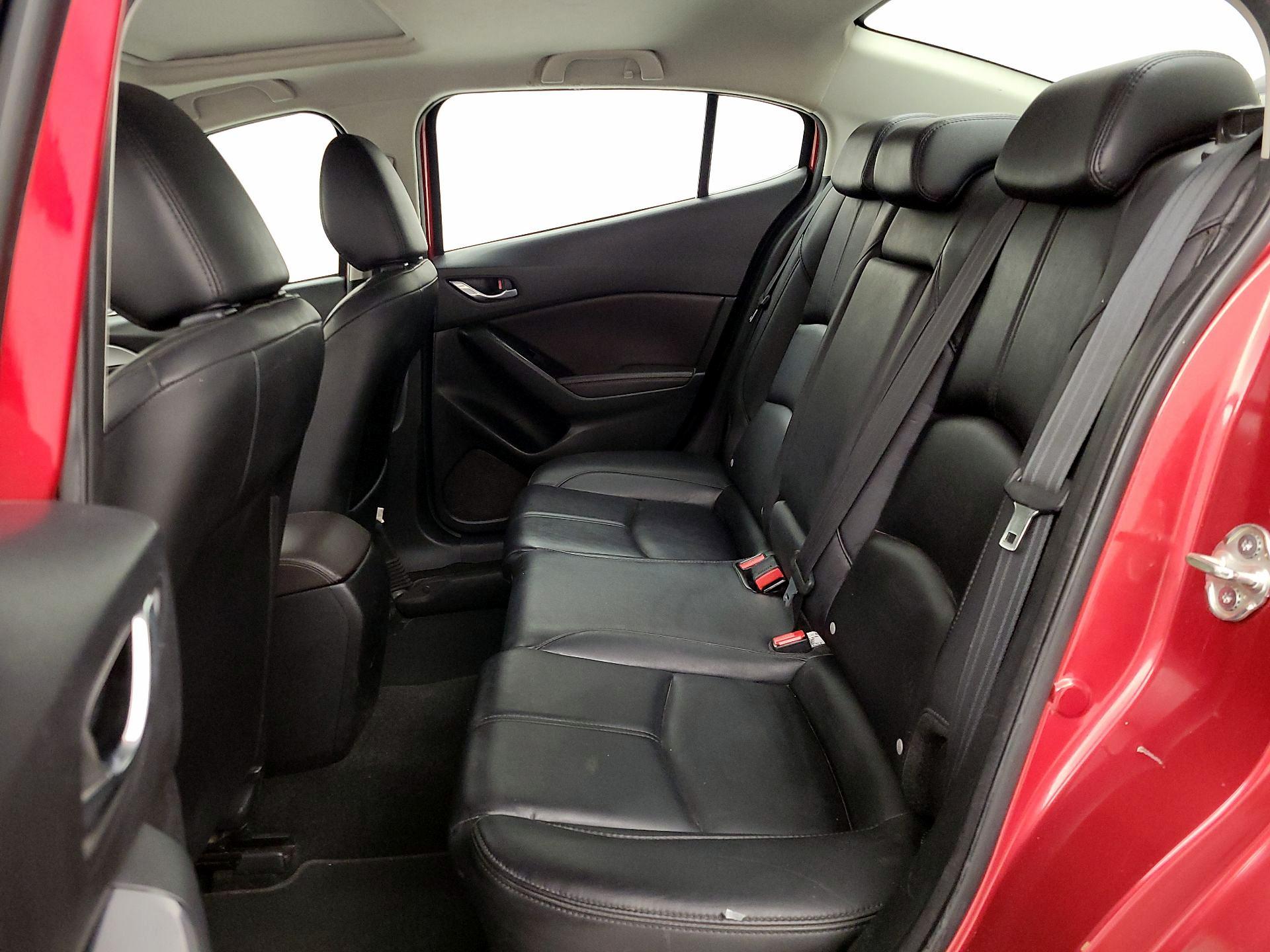 Thumbnail: 2017 Mazda Mazda3 - 20