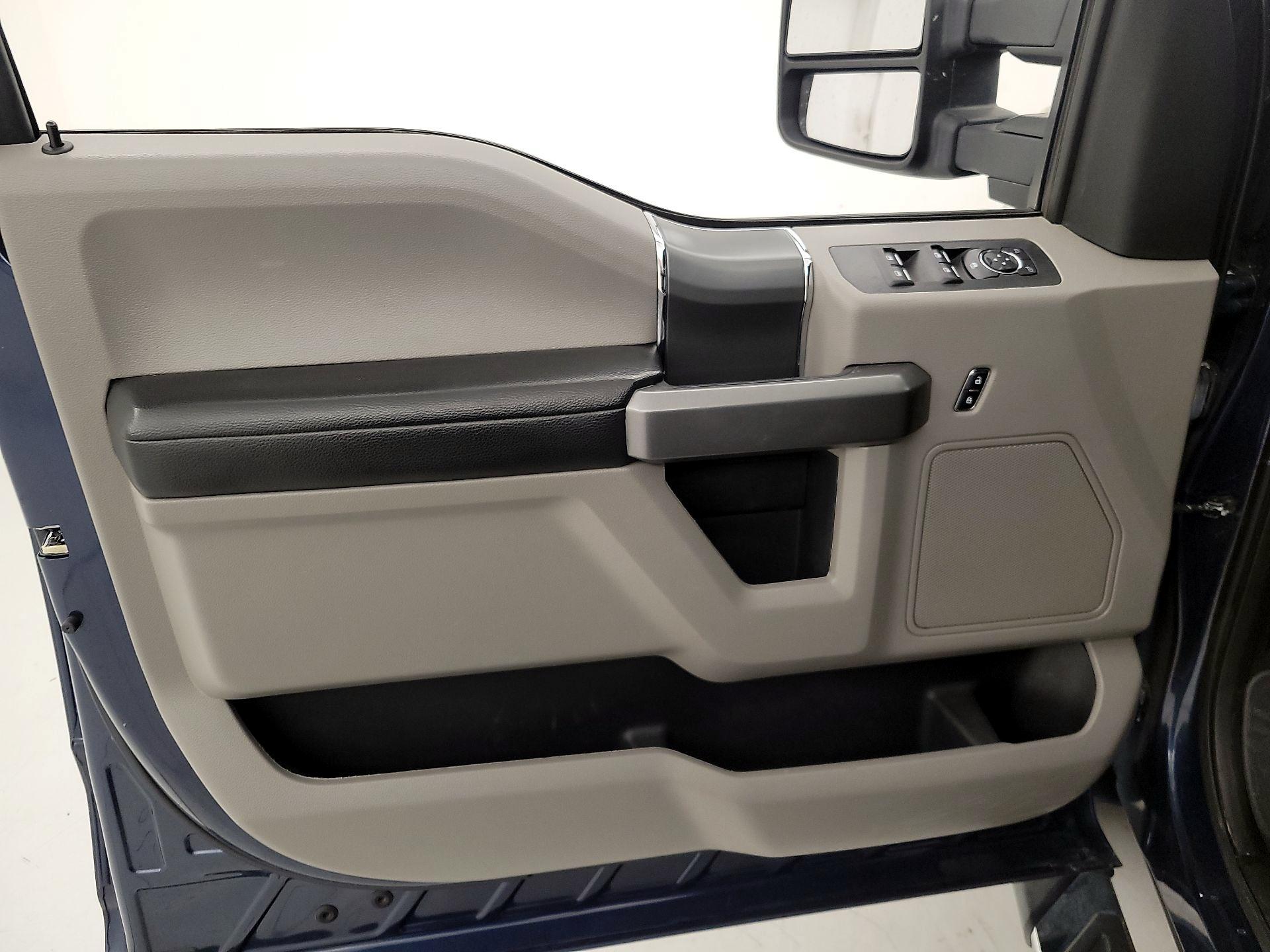 Thumbnail: 2017 Ford F-150 - 12