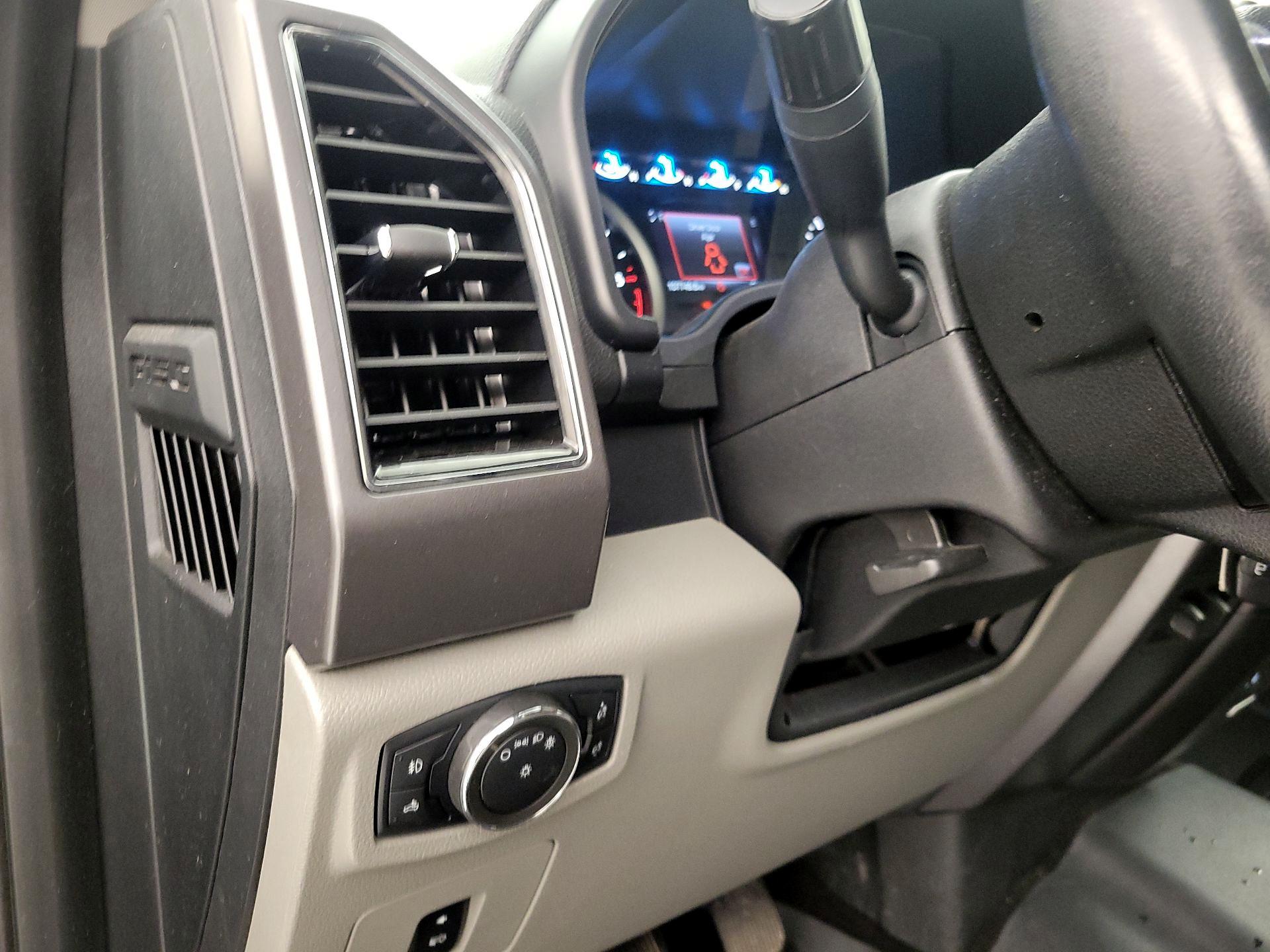 Thumbnail: 2017 Ford F-150 - 13