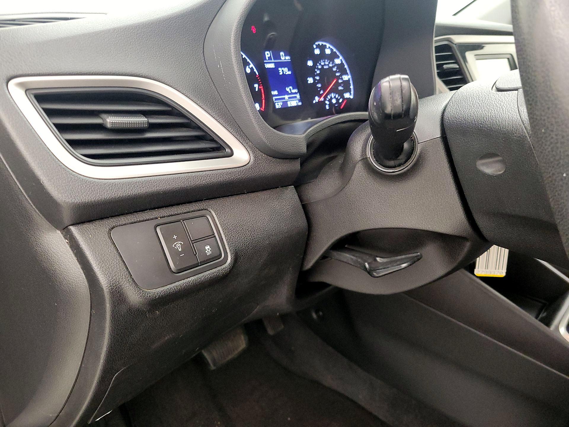 Thumbnail: 2019 Hyundai Accent - 13