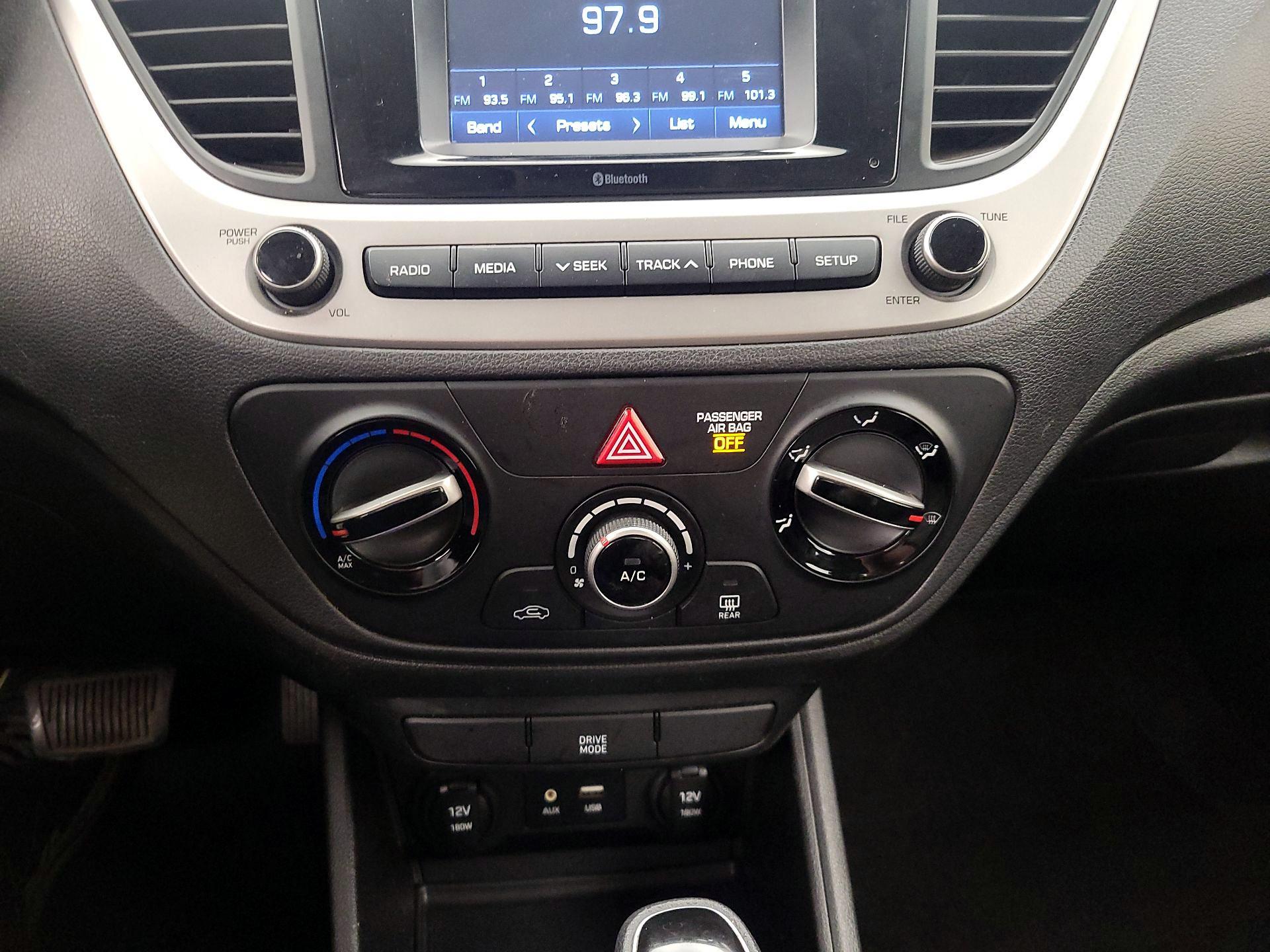 Thumbnail: 2019 Hyundai Accent - 16