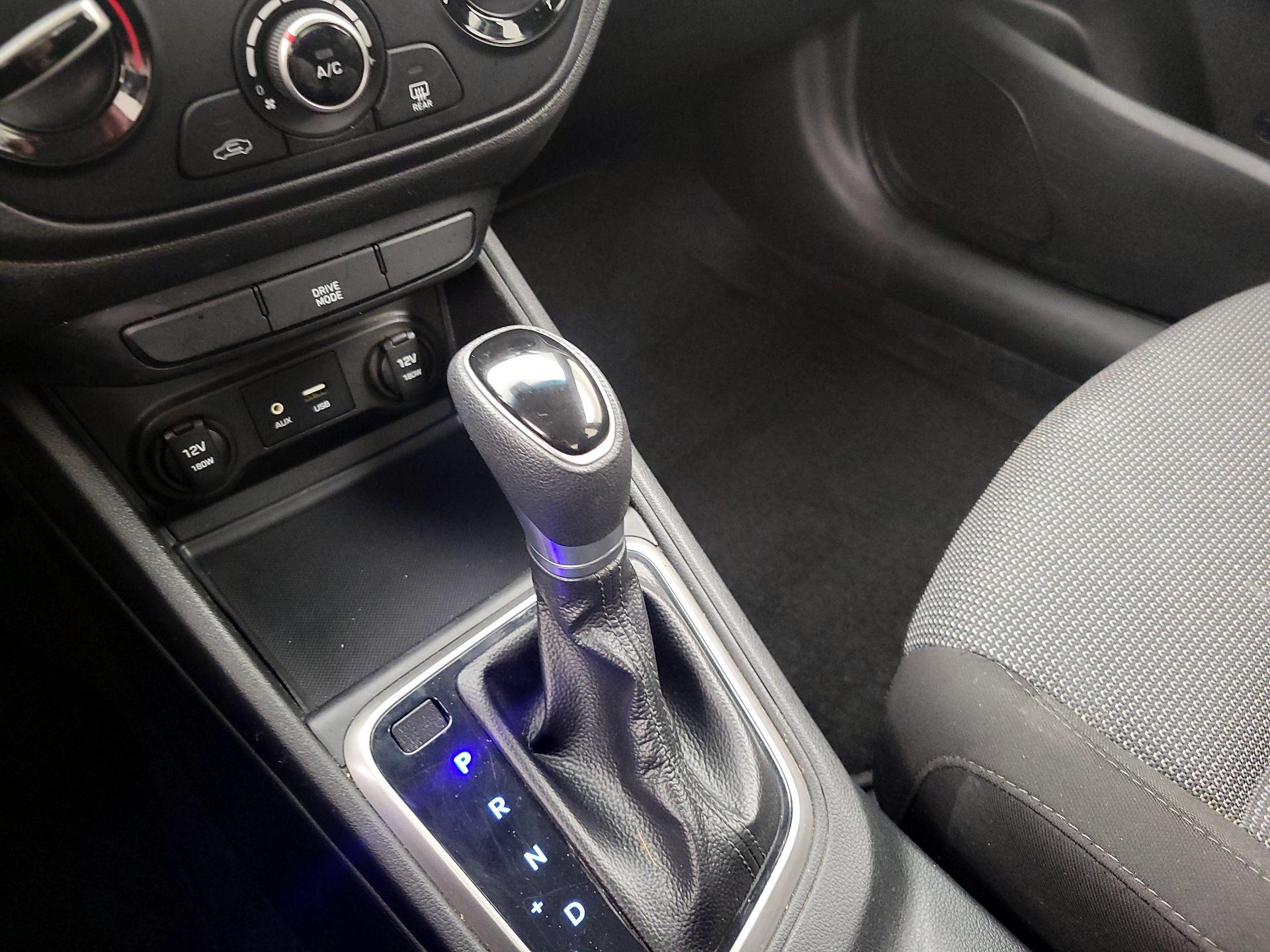 Thumbnail: 2019 Hyundai Accent - 17