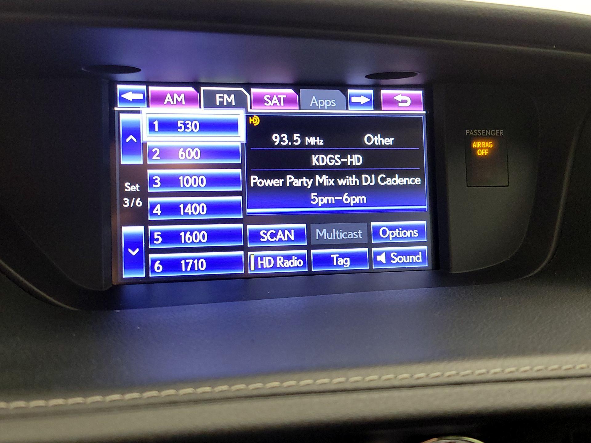 Thumbnail: 2014 Lexus ES - 16