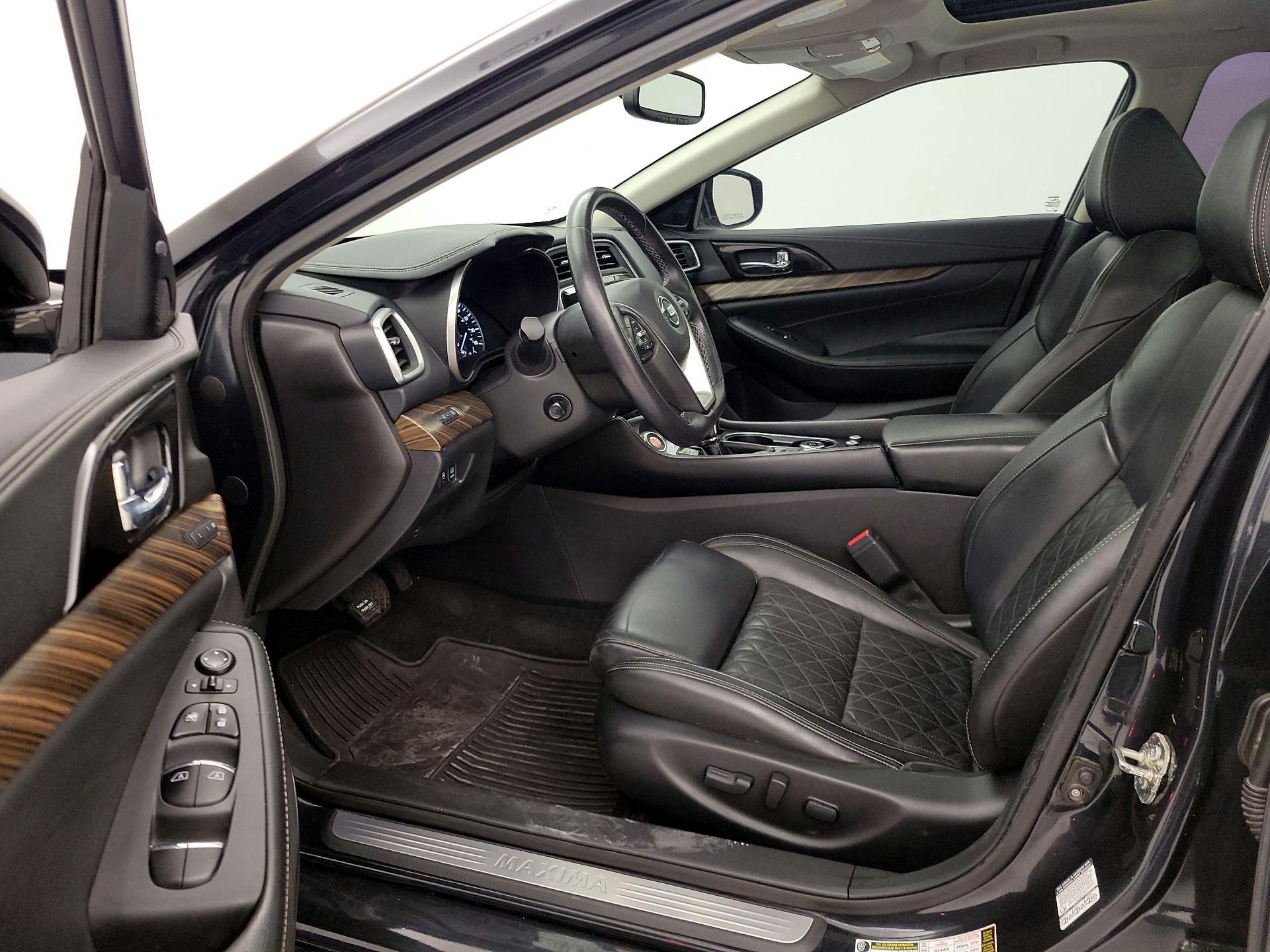 Thumbnail: 2016 Nissan Maxima - 11