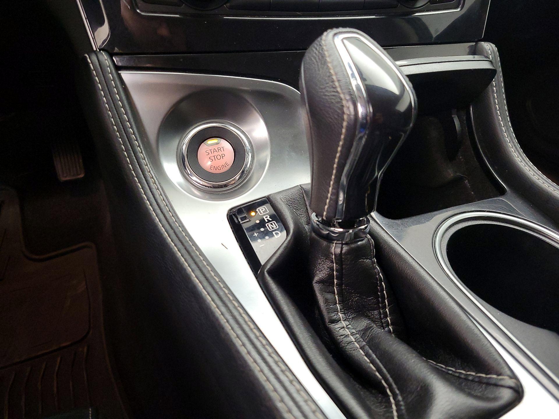 Thumbnail: 2016 Nissan Maxima - 18