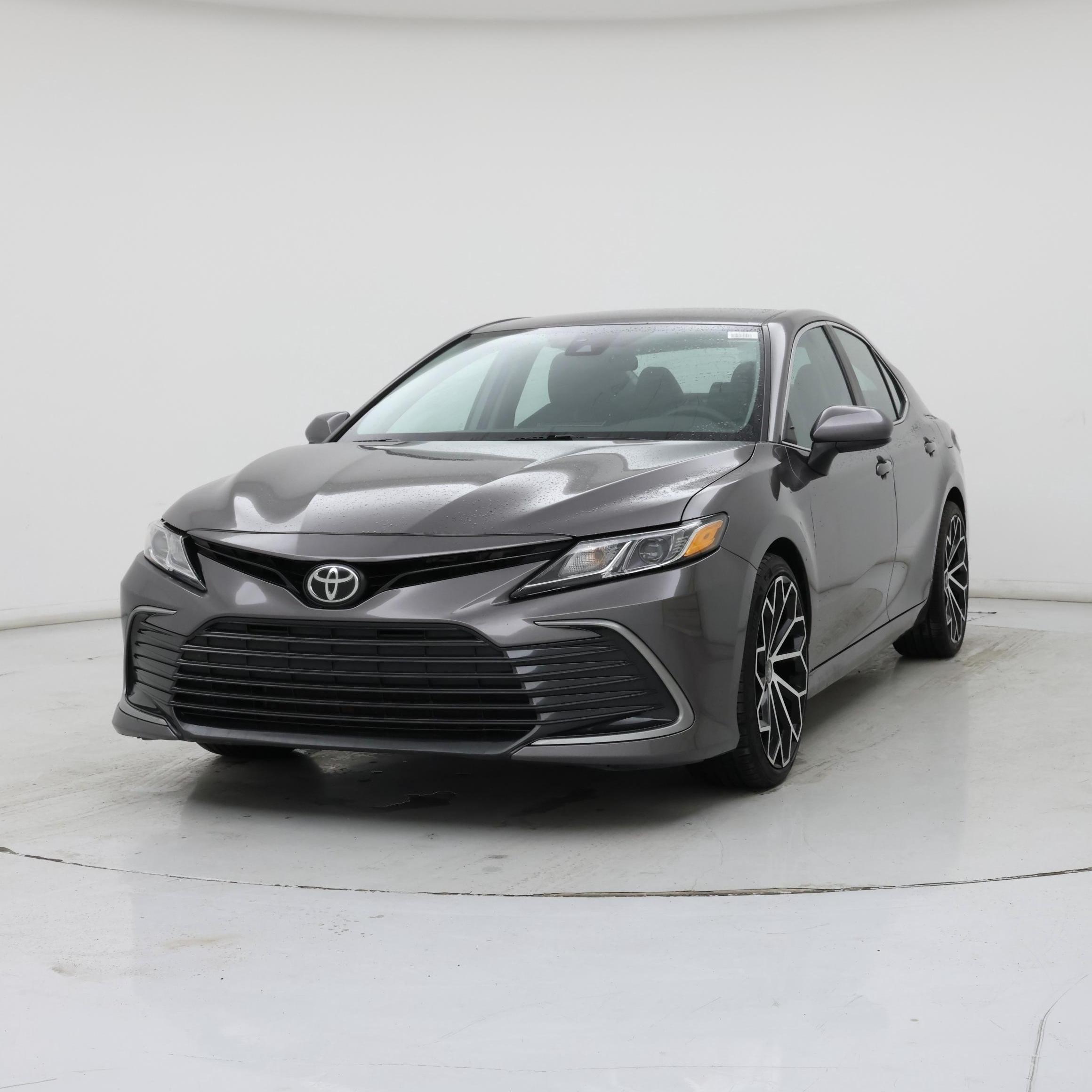 Thumbnail: 2021 Toyota Camry - 4