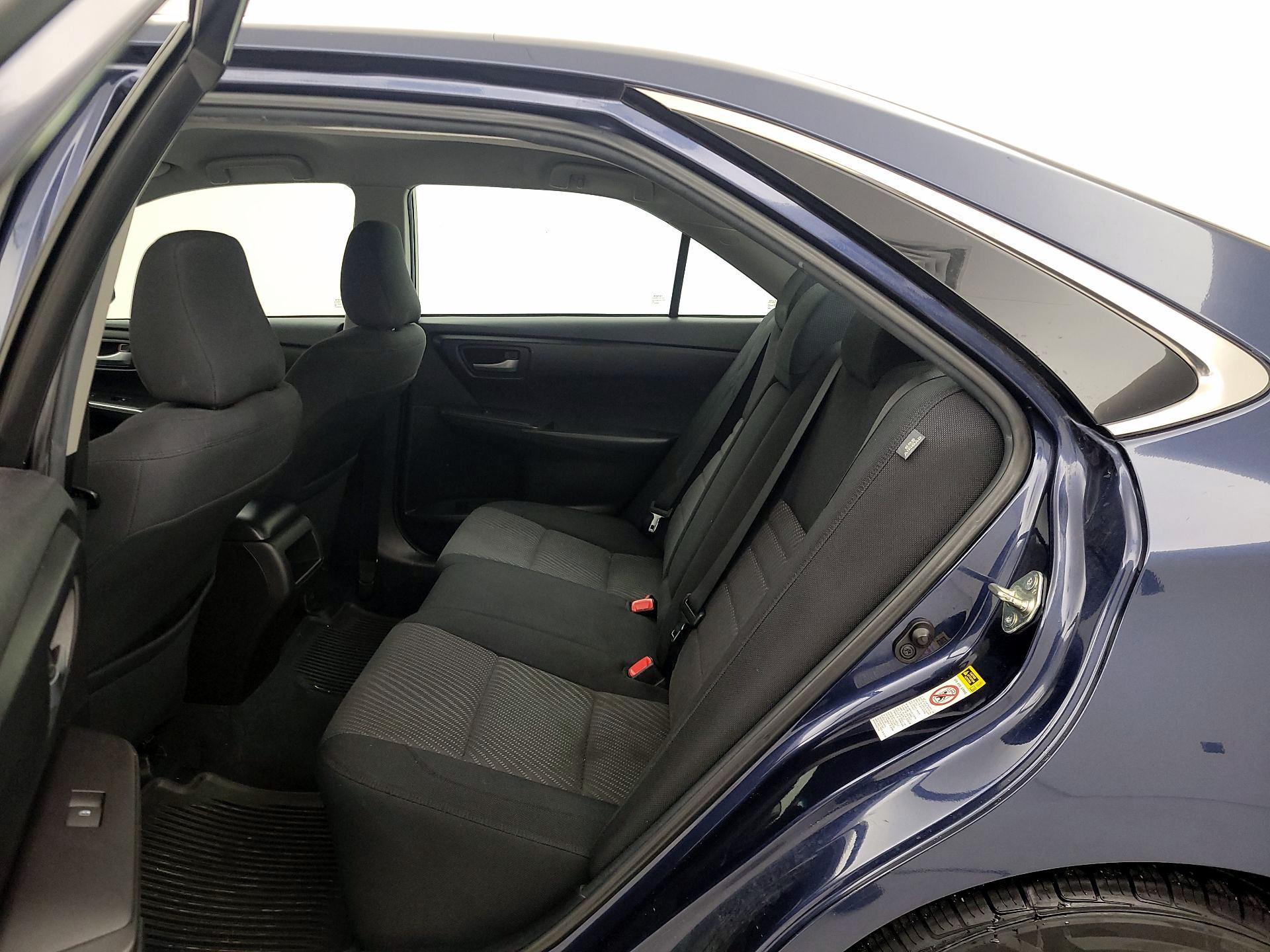 Thumbnail: 2015 Toyota Camry - 19