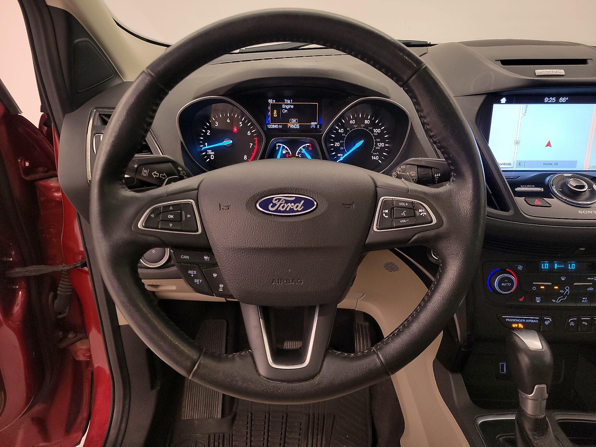 Thumbnail: 2017 Ford Escape - 10