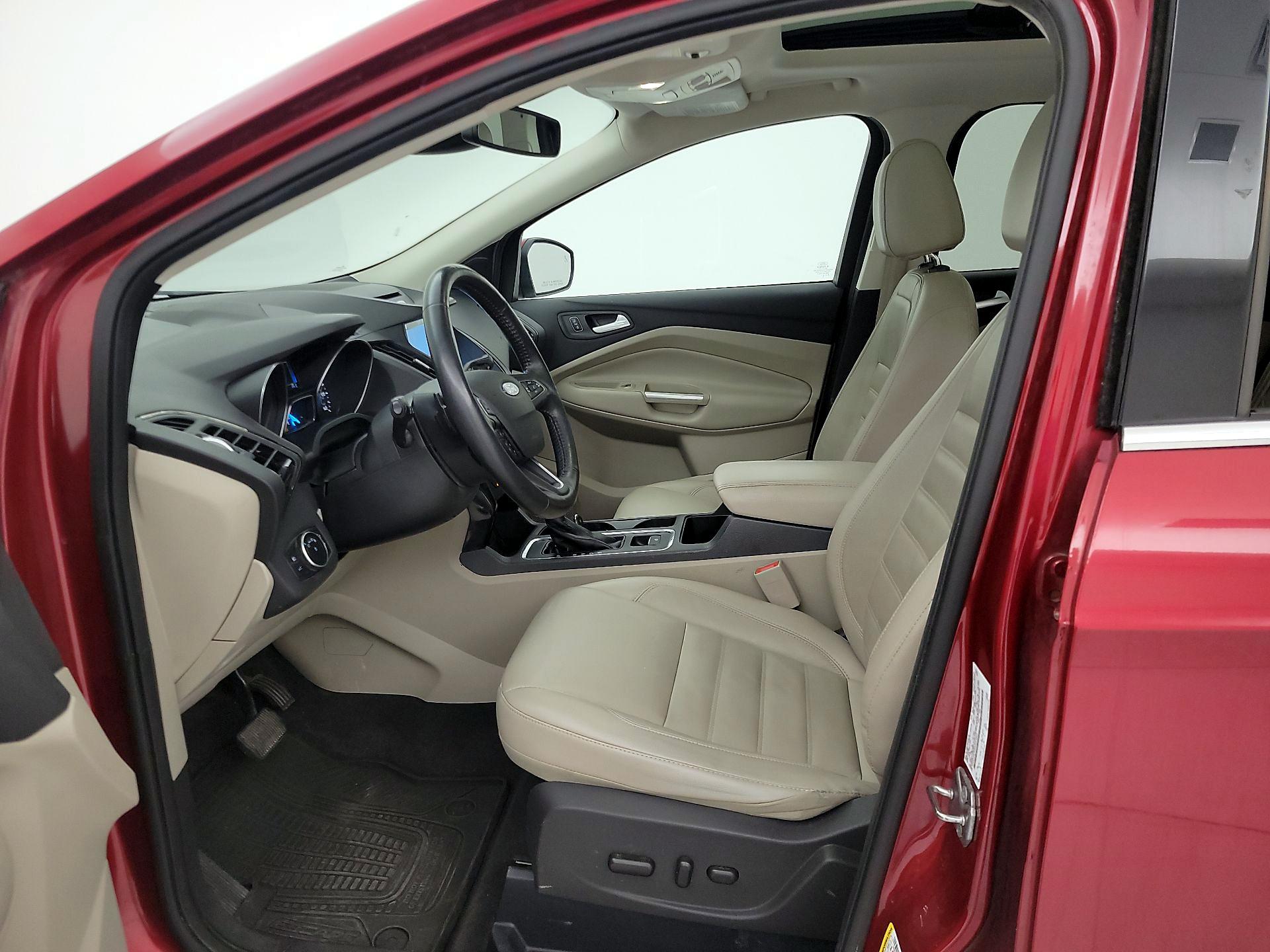 Thumbnail: 2017 Ford Escape - 11