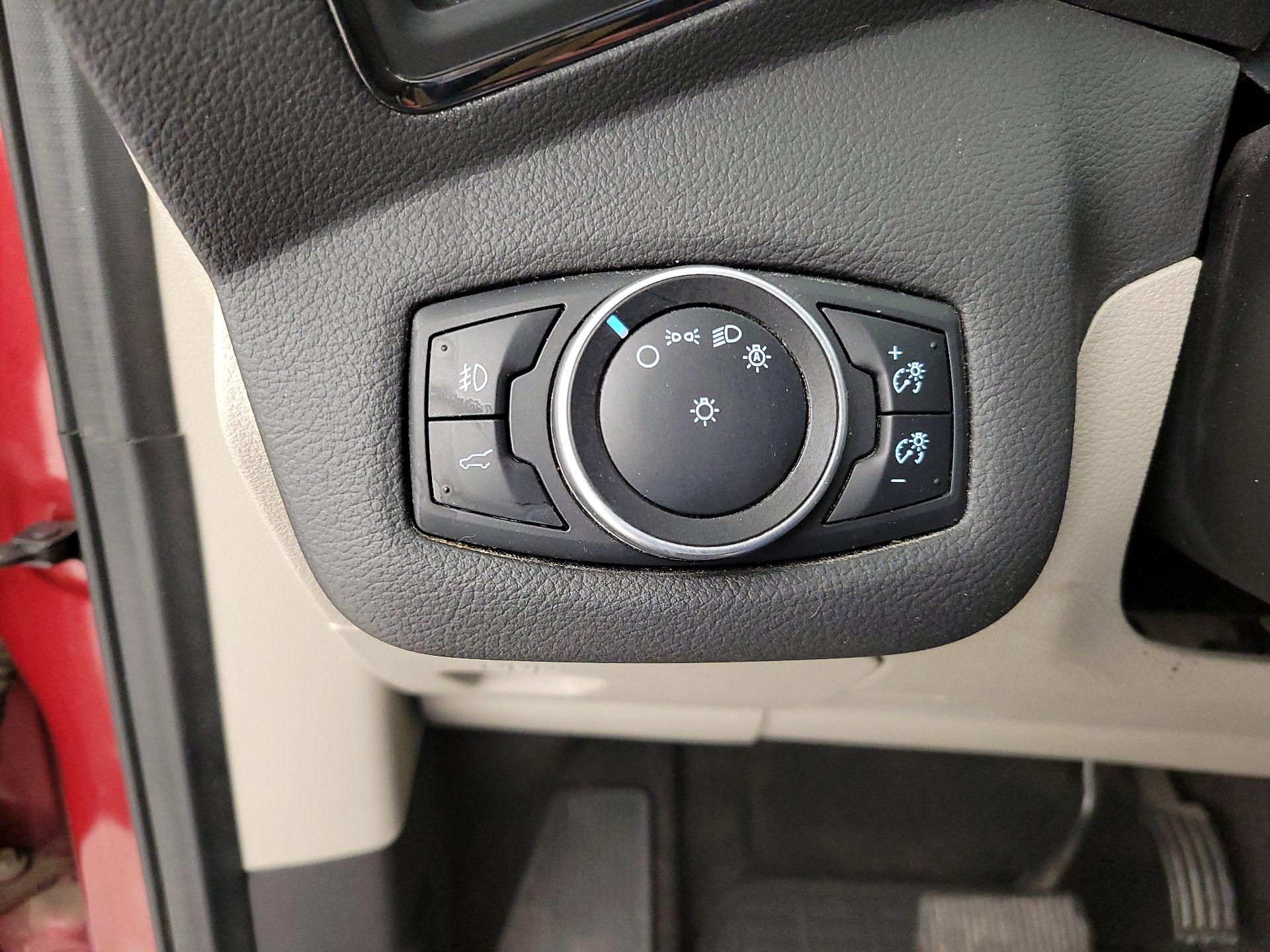 Thumbnail: 2017 Ford Escape - 13