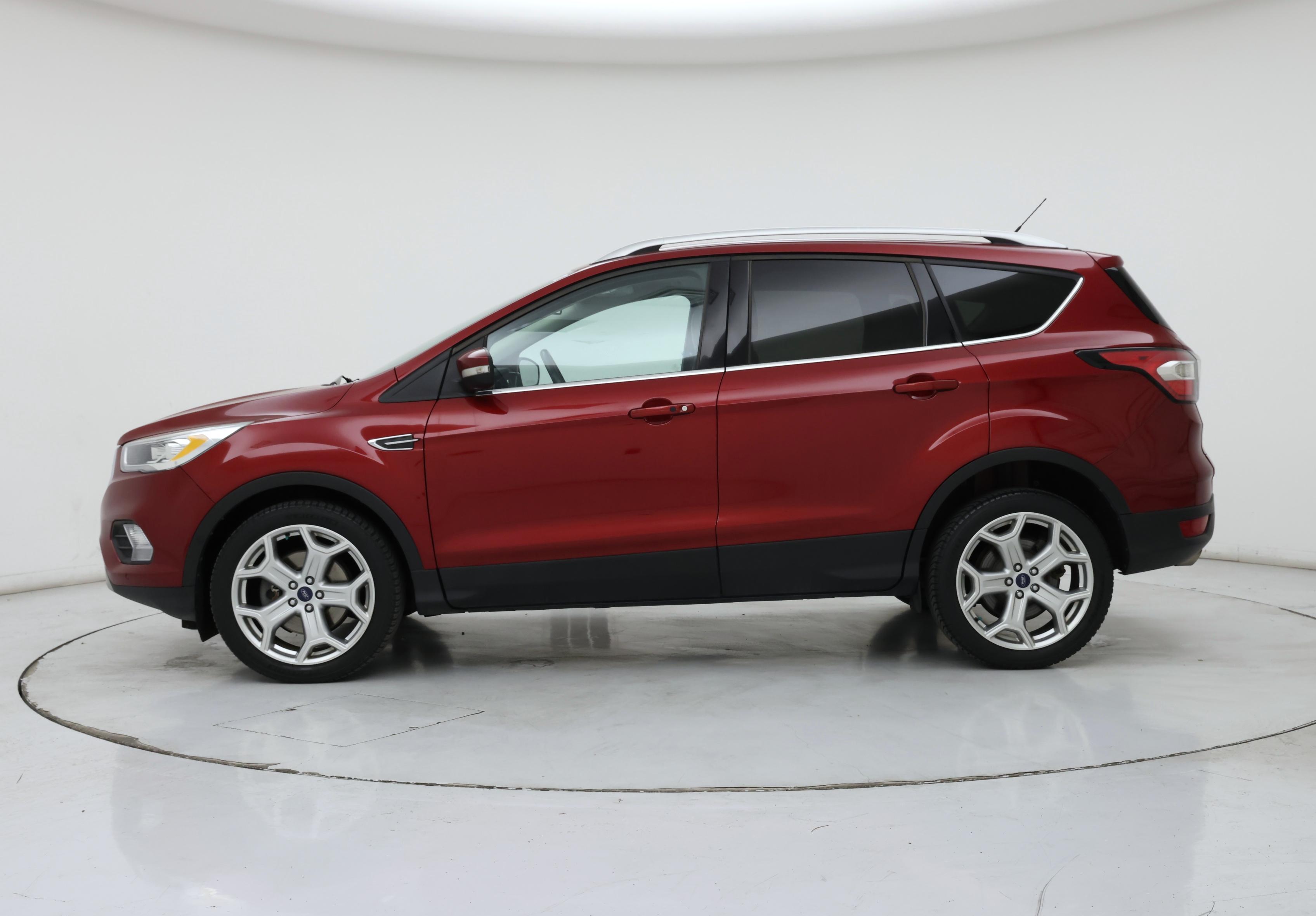 Thumbnail: 2017 Ford Escape - 3