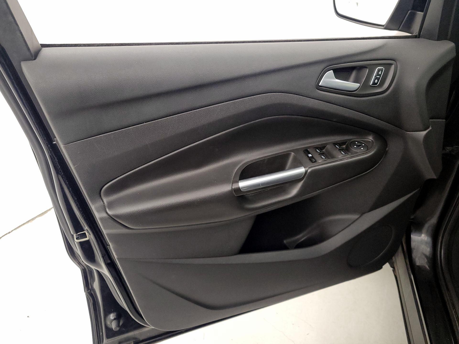 Thumbnail: 2014 Ford Escape - 12