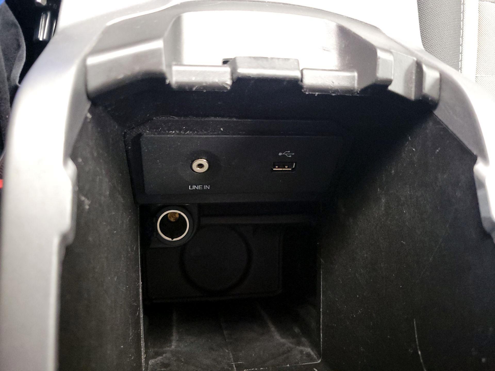 Thumbnail: 2014 Ford Escape - 18