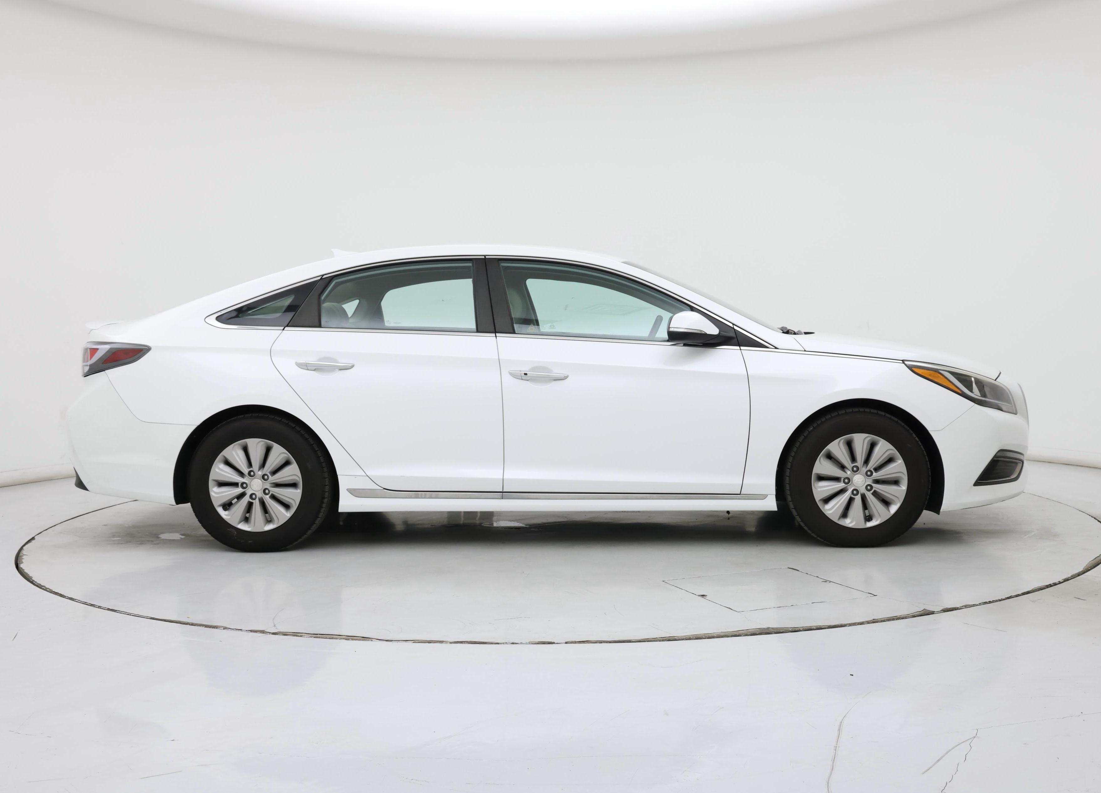 Thumbnail: 2017 Hyundai Sonata - 7