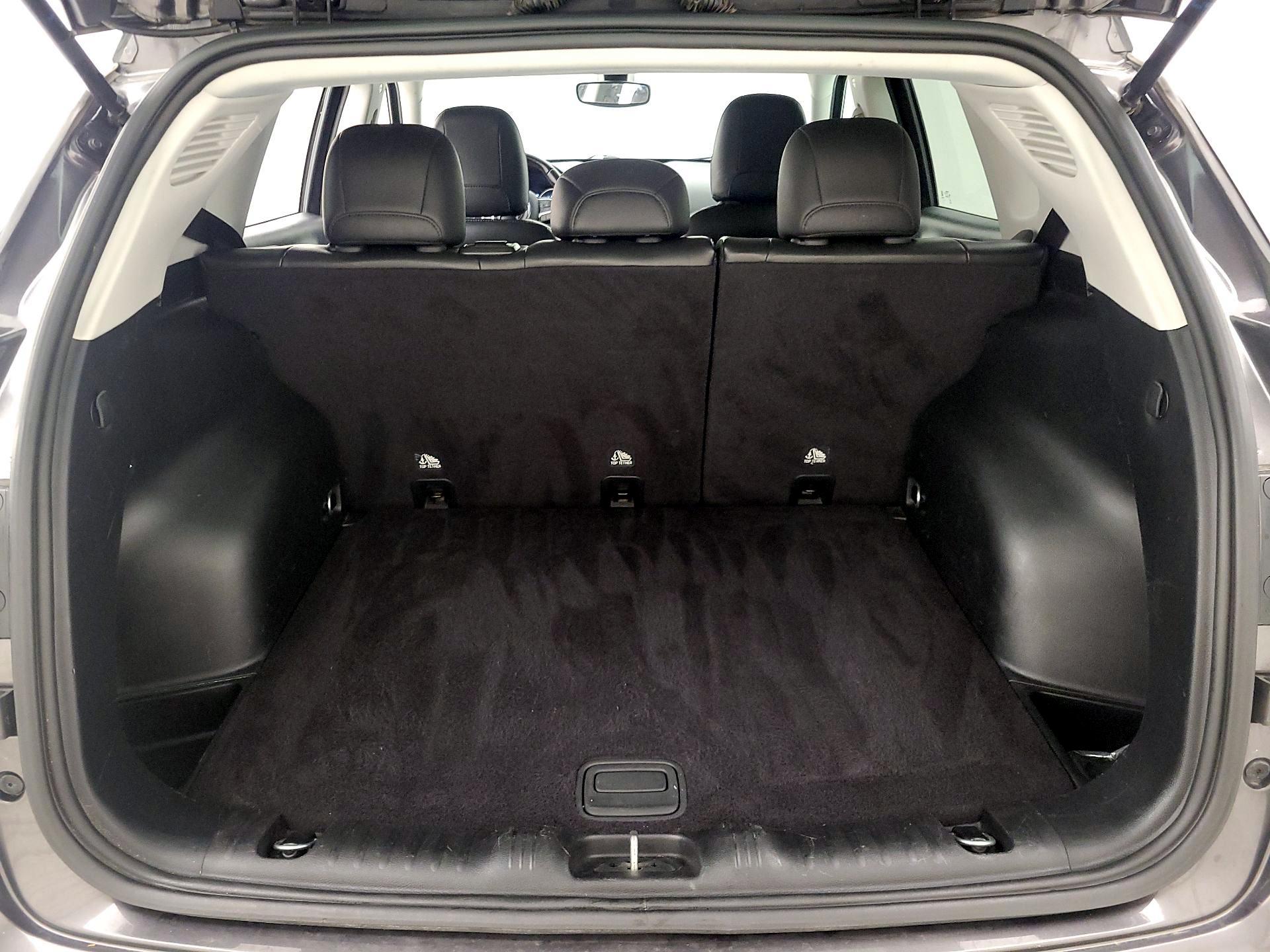 Thumbnail: 2020 Jeep Compass - 20