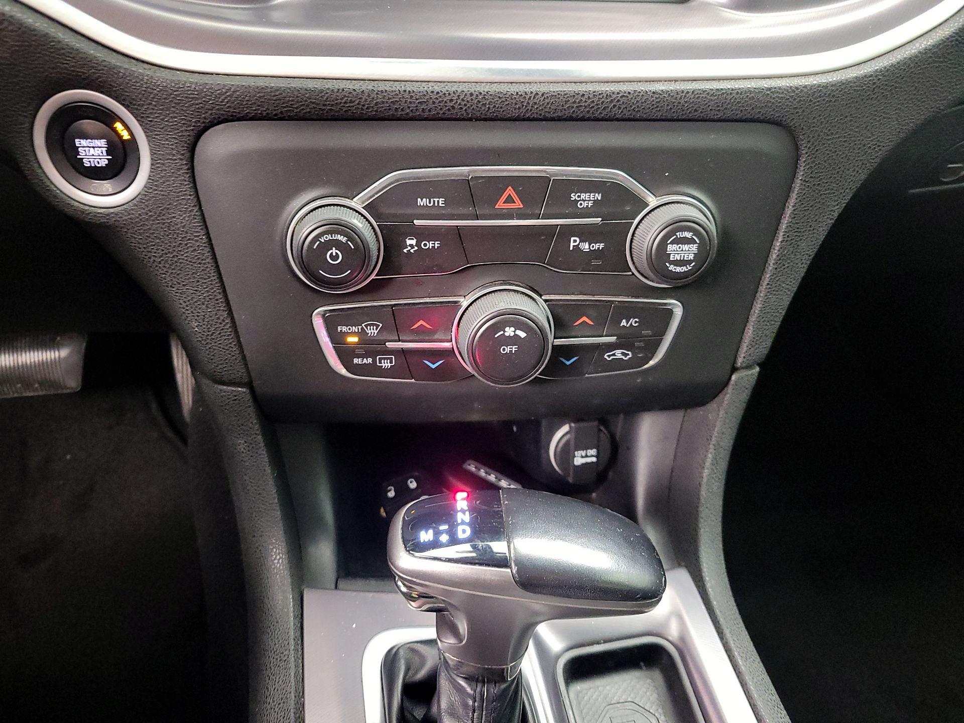 Thumbnail: 2019 Dodge Charger - 16