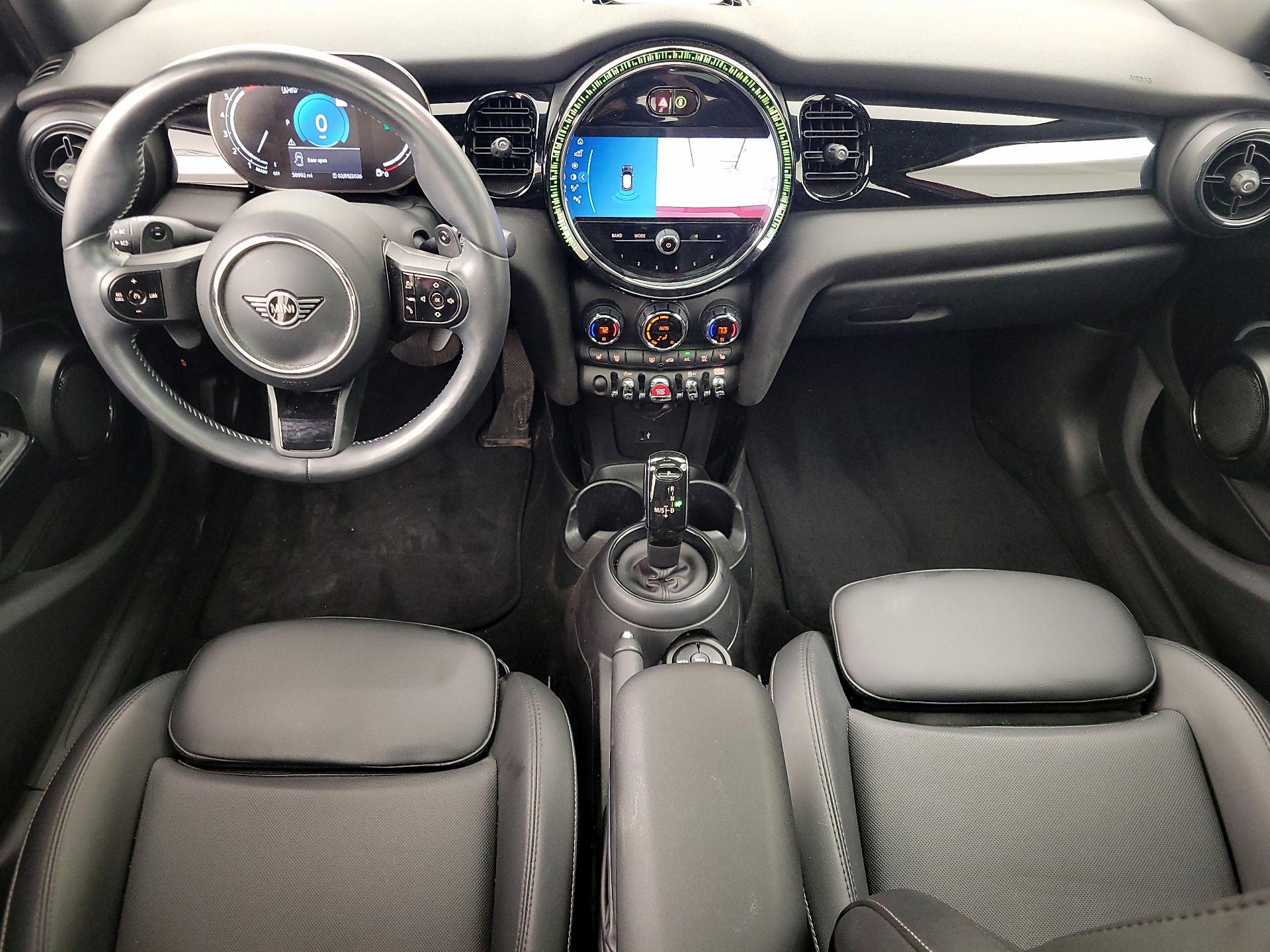 Thumbnail: 2022 MINI Cooper Hardtop - 9