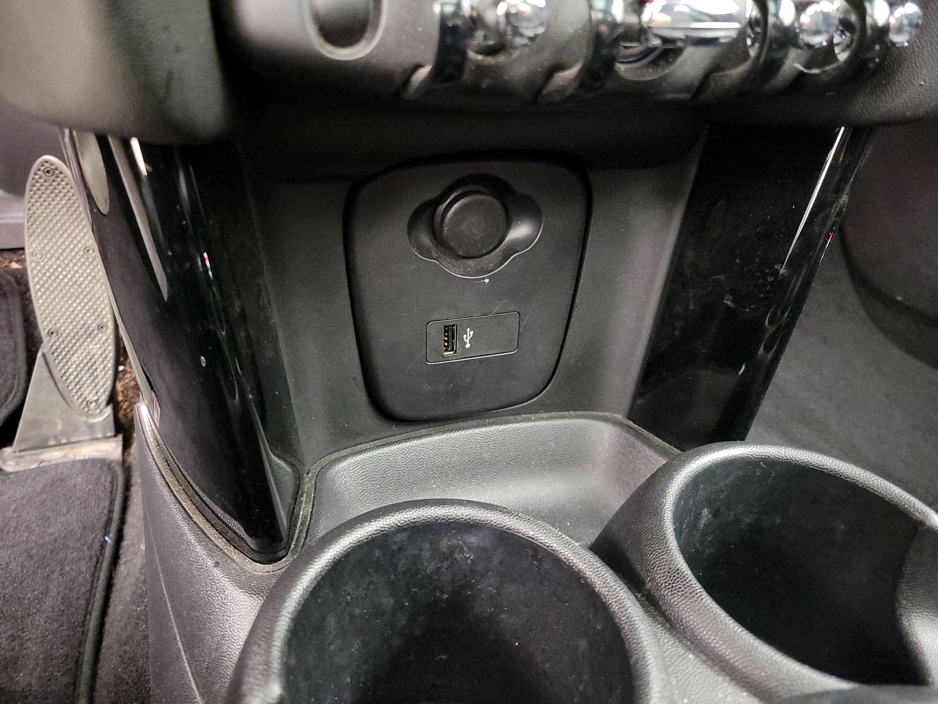 Thumbnail: 2022 MINI Cooper Hardtop - 18