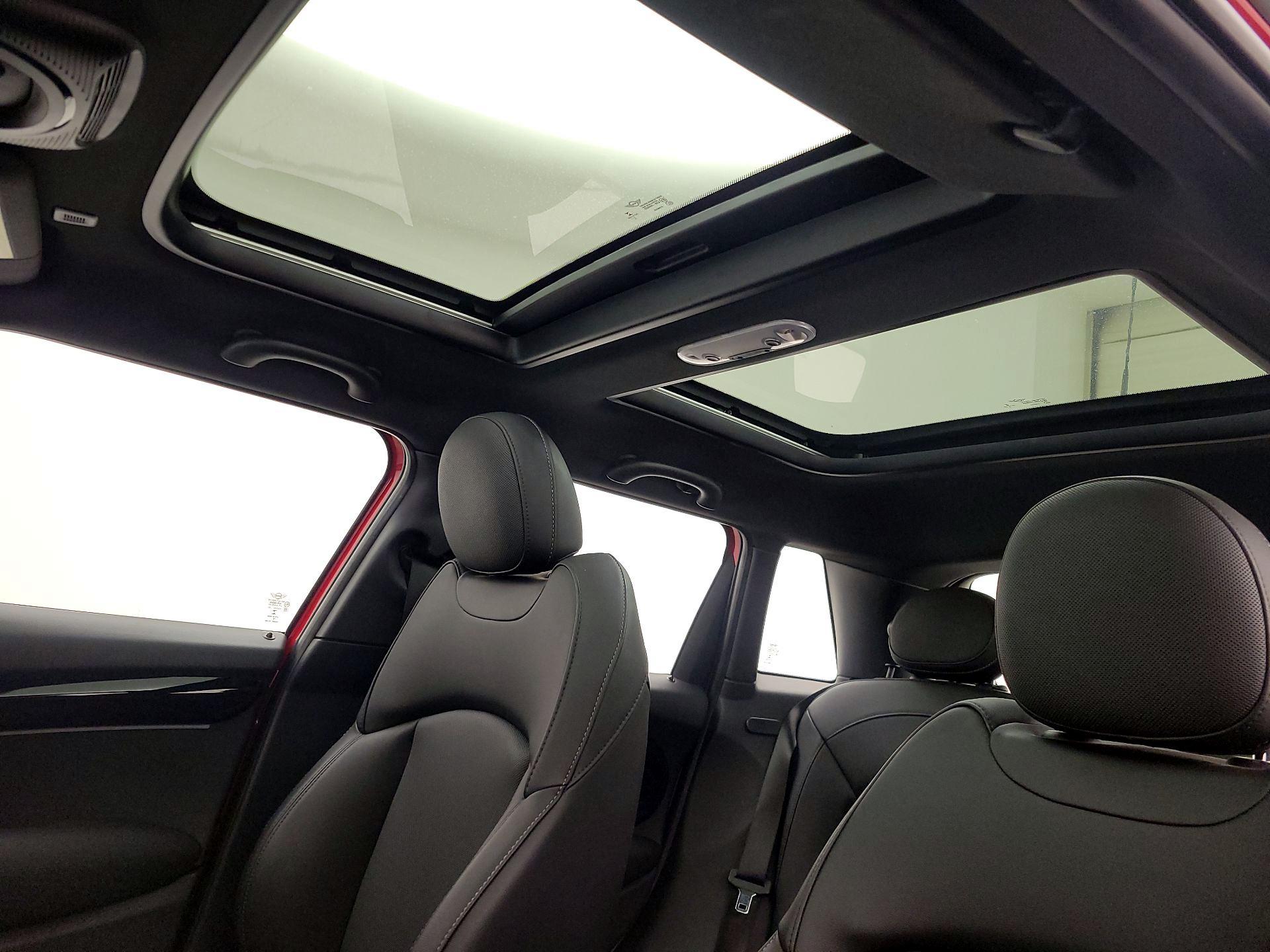 Thumbnail: 2022 MINI Cooper Hardtop - 19