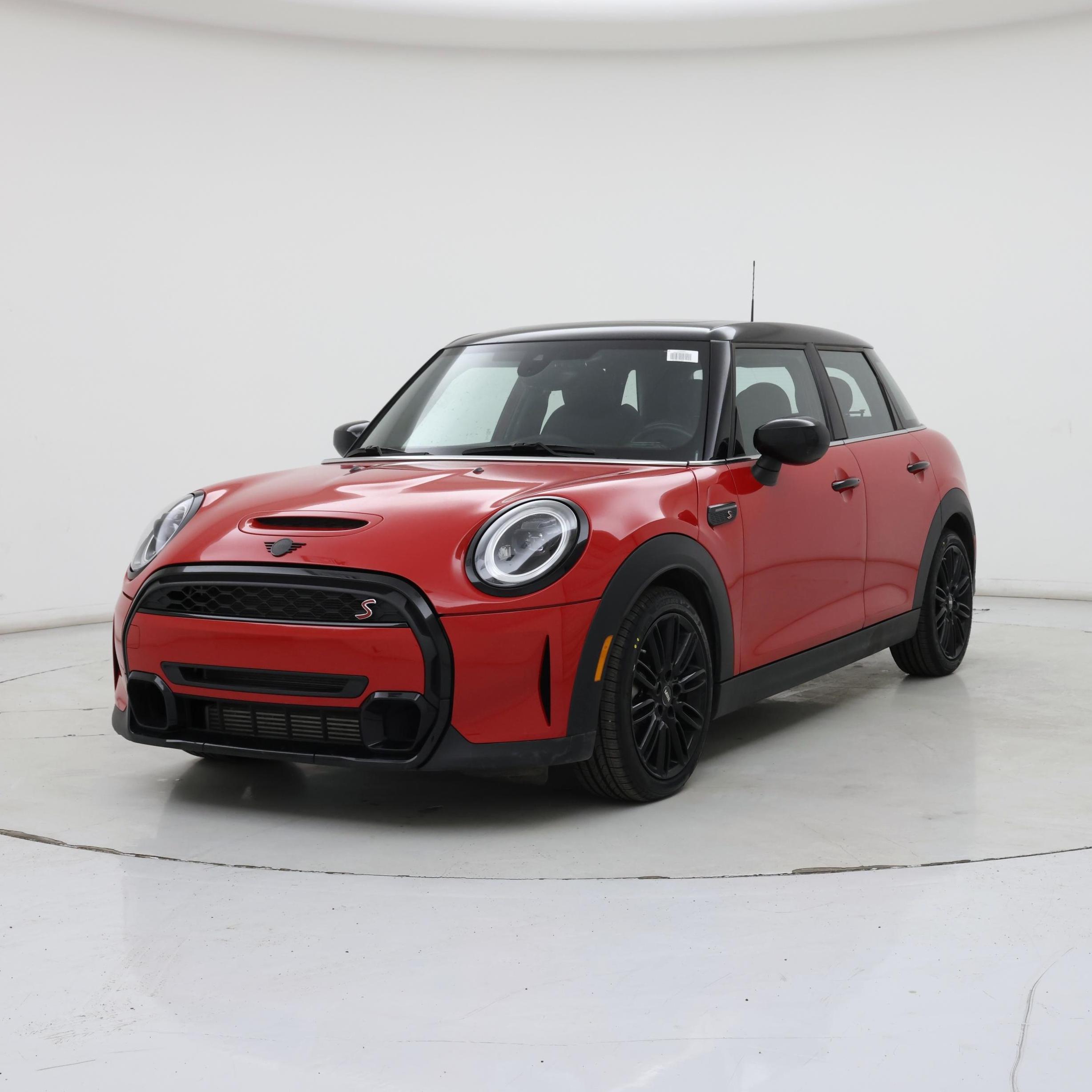 Thumbnail: 2022 MINI Cooper Hardtop - 4