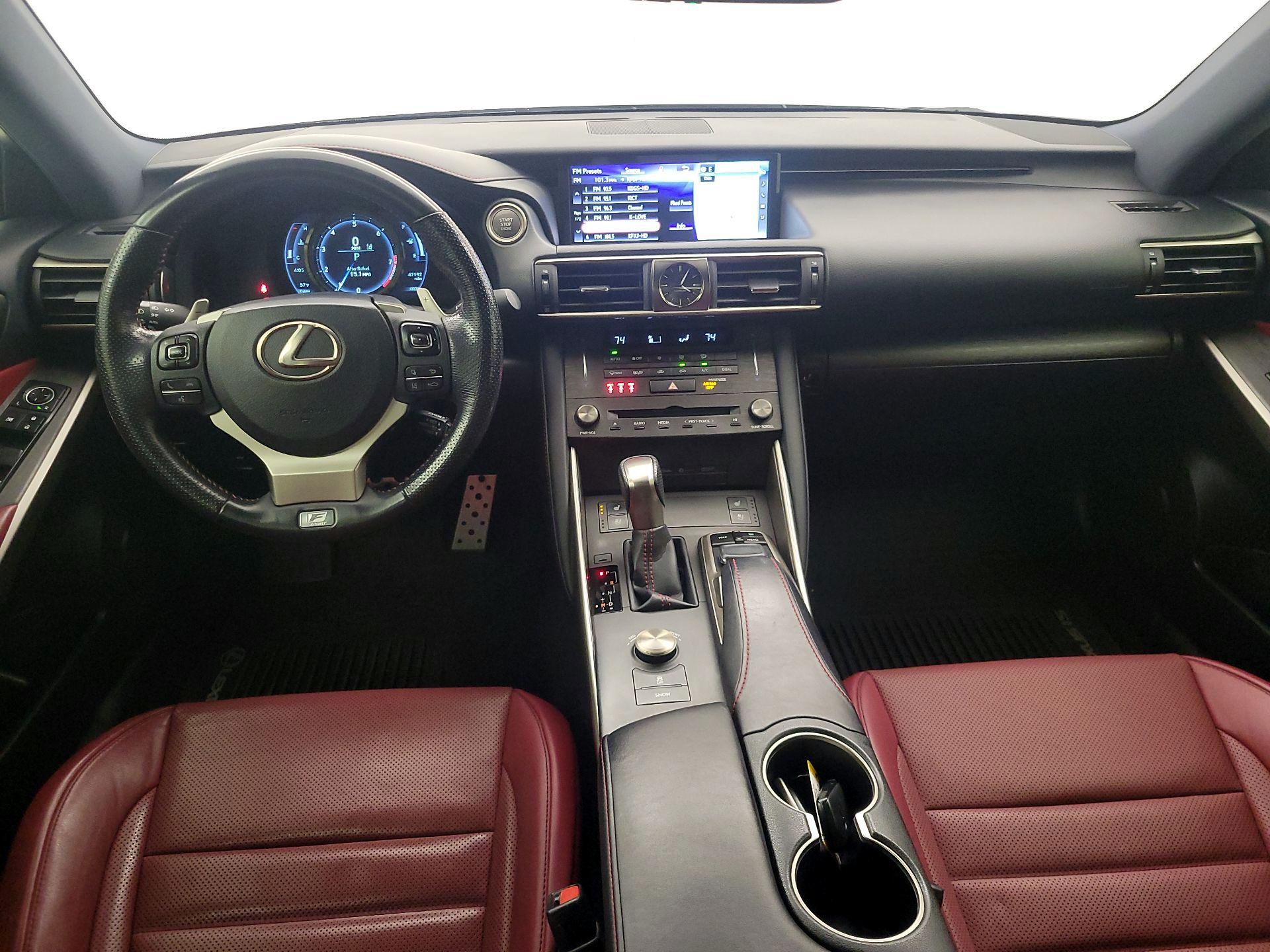 Thumbnail: 2019 Lexus IS - 9