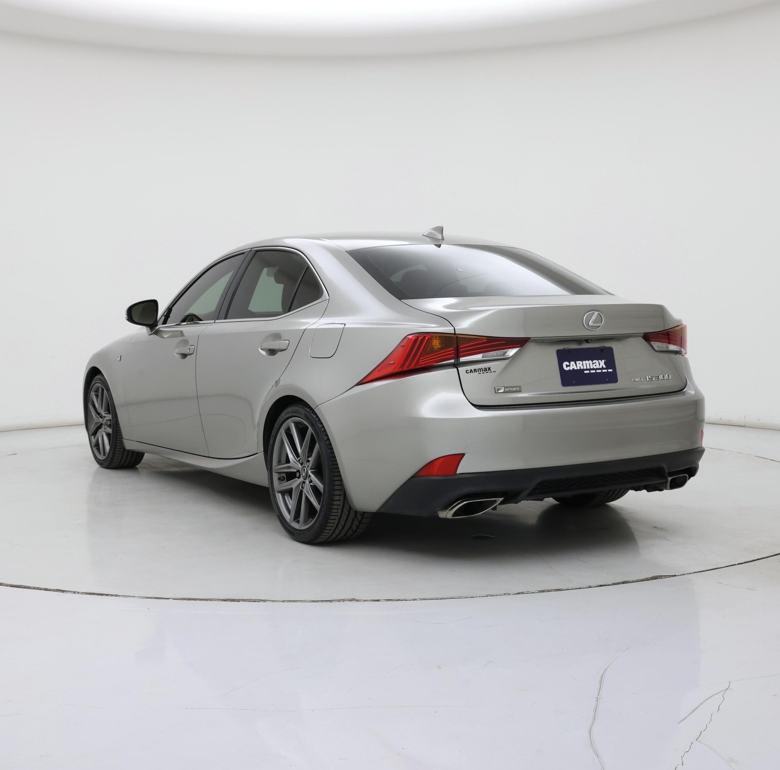 Thumbnail: 2019 Lexus IS - 2