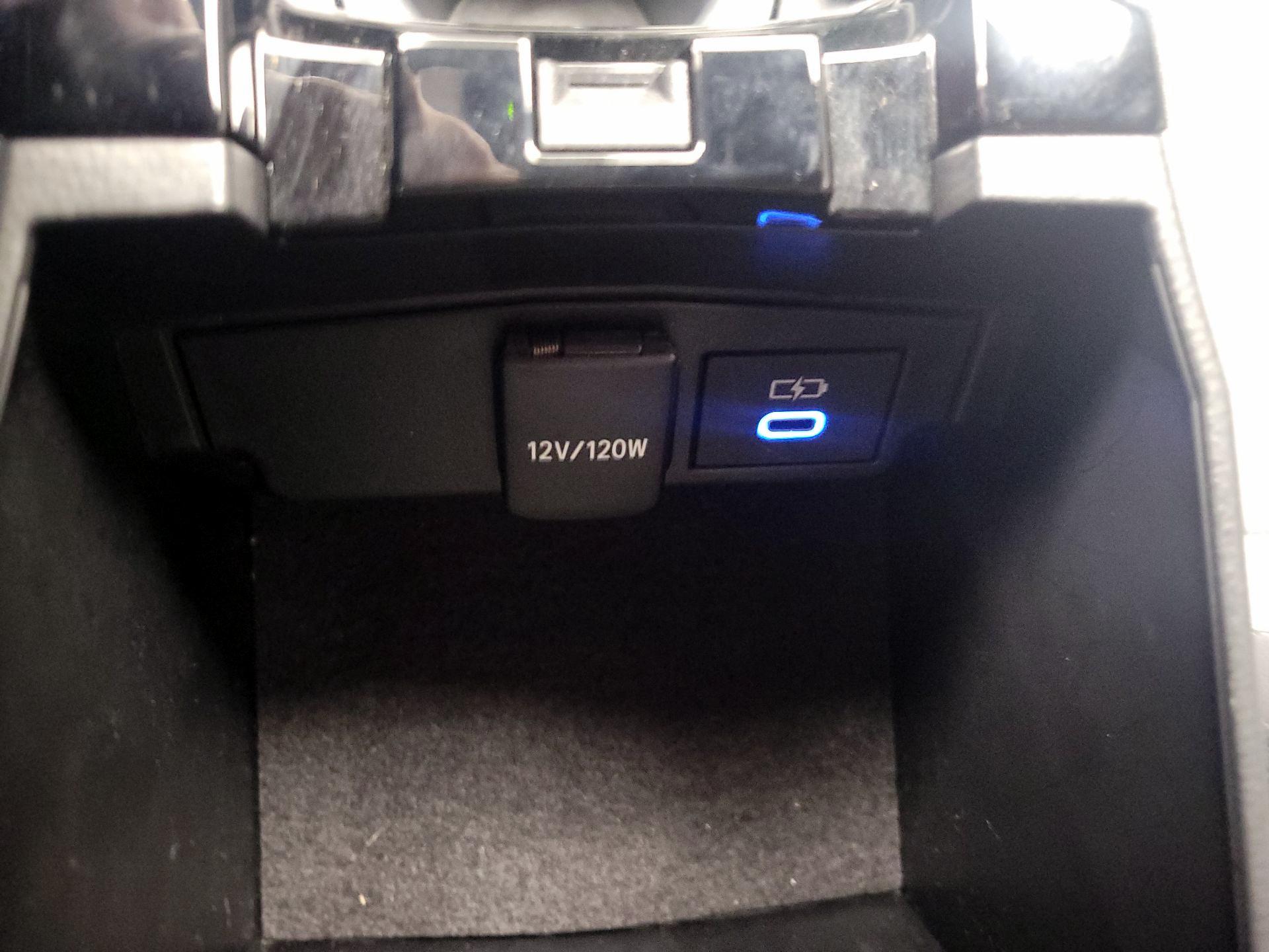 Thumbnail: 2022 Toyota Corolla - 18