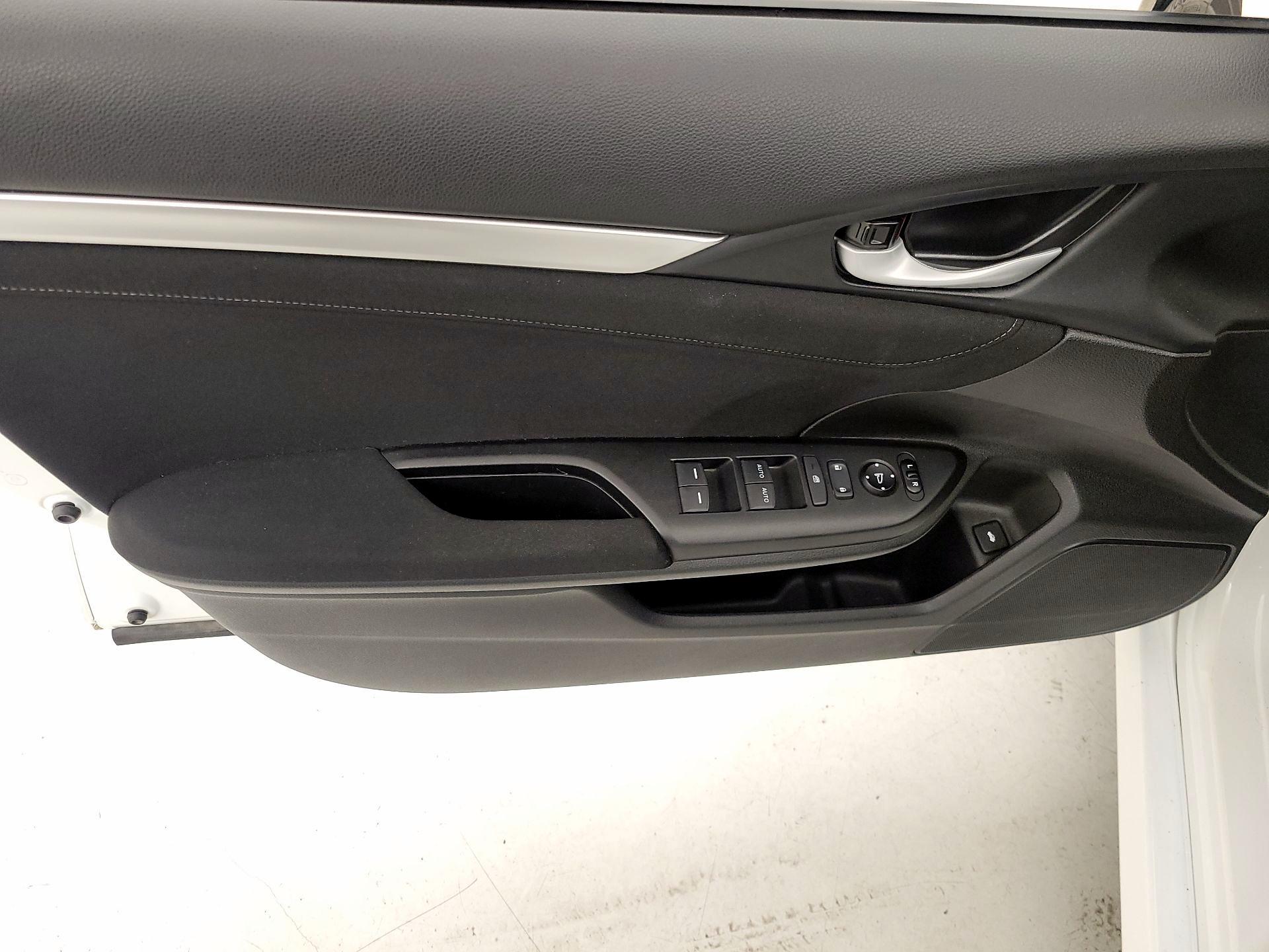 Thumbnail: 2020 Honda Civic - 12