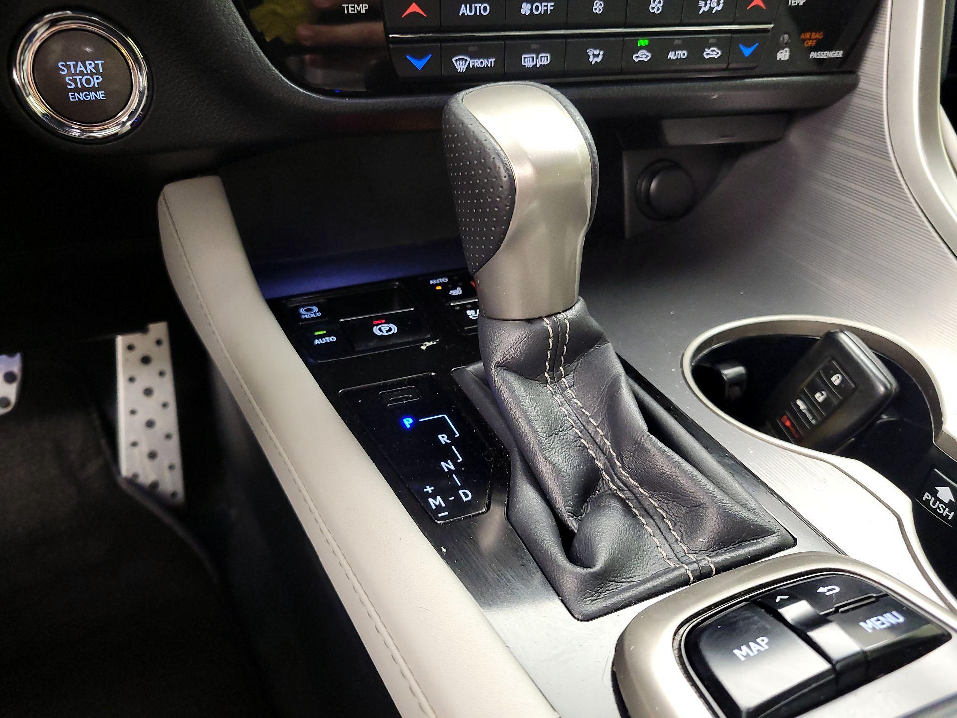 Thumbnail: 2017 Lexus RX - 18