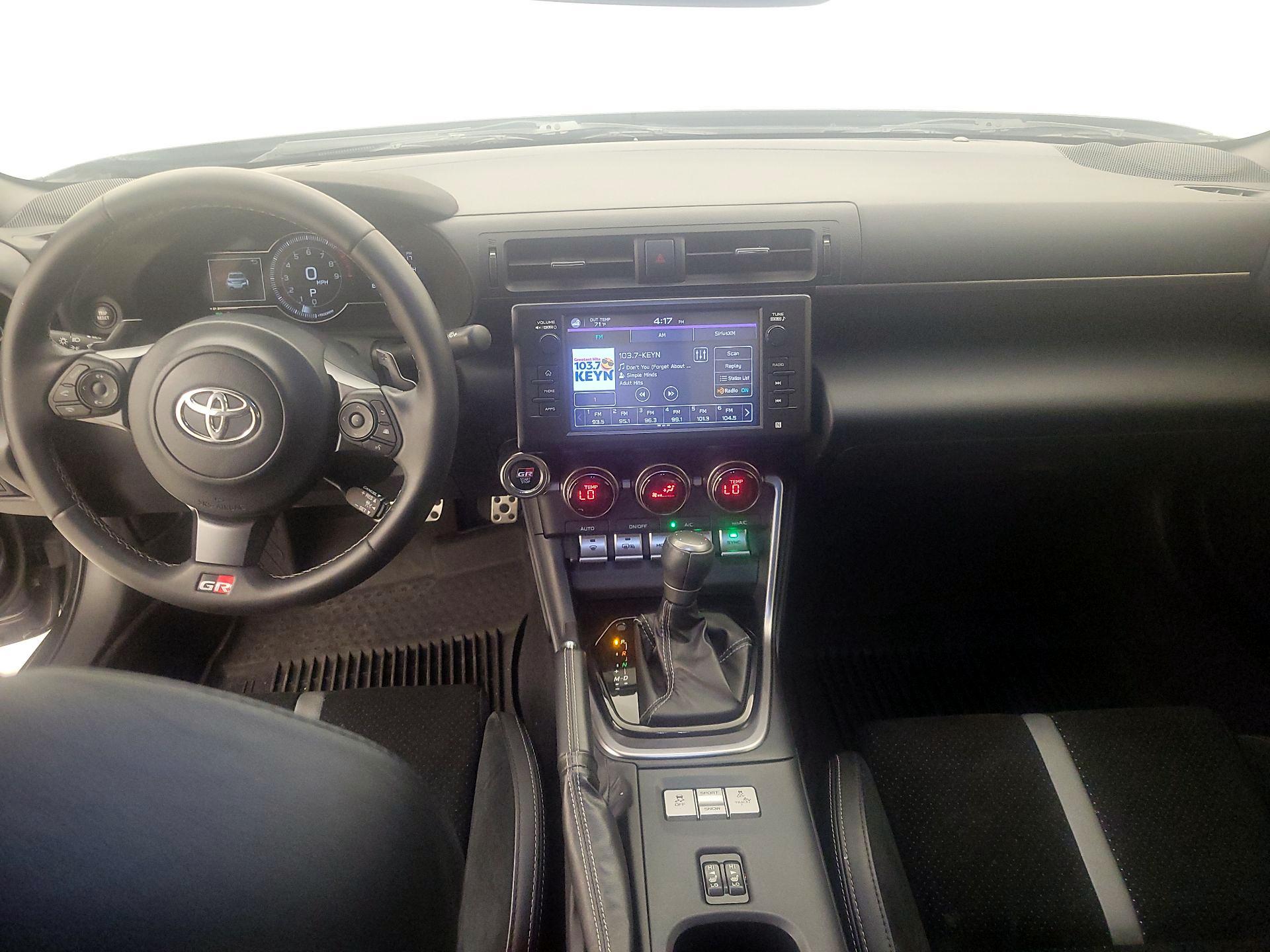 Thumbnail: 2024 Toyota GR86 - 9