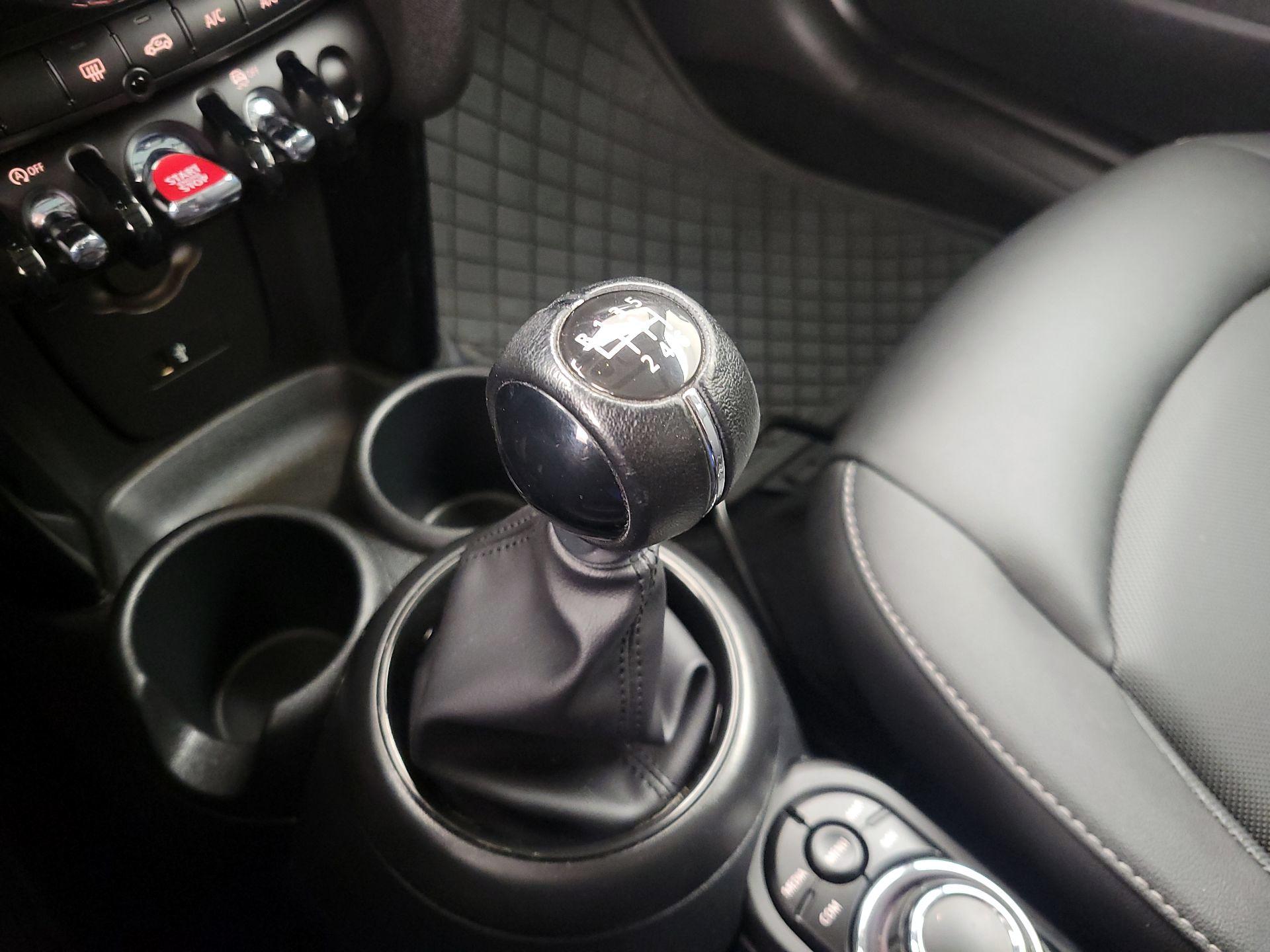 Thumbnail: 2024 MINI Cooper Hardtop - 18