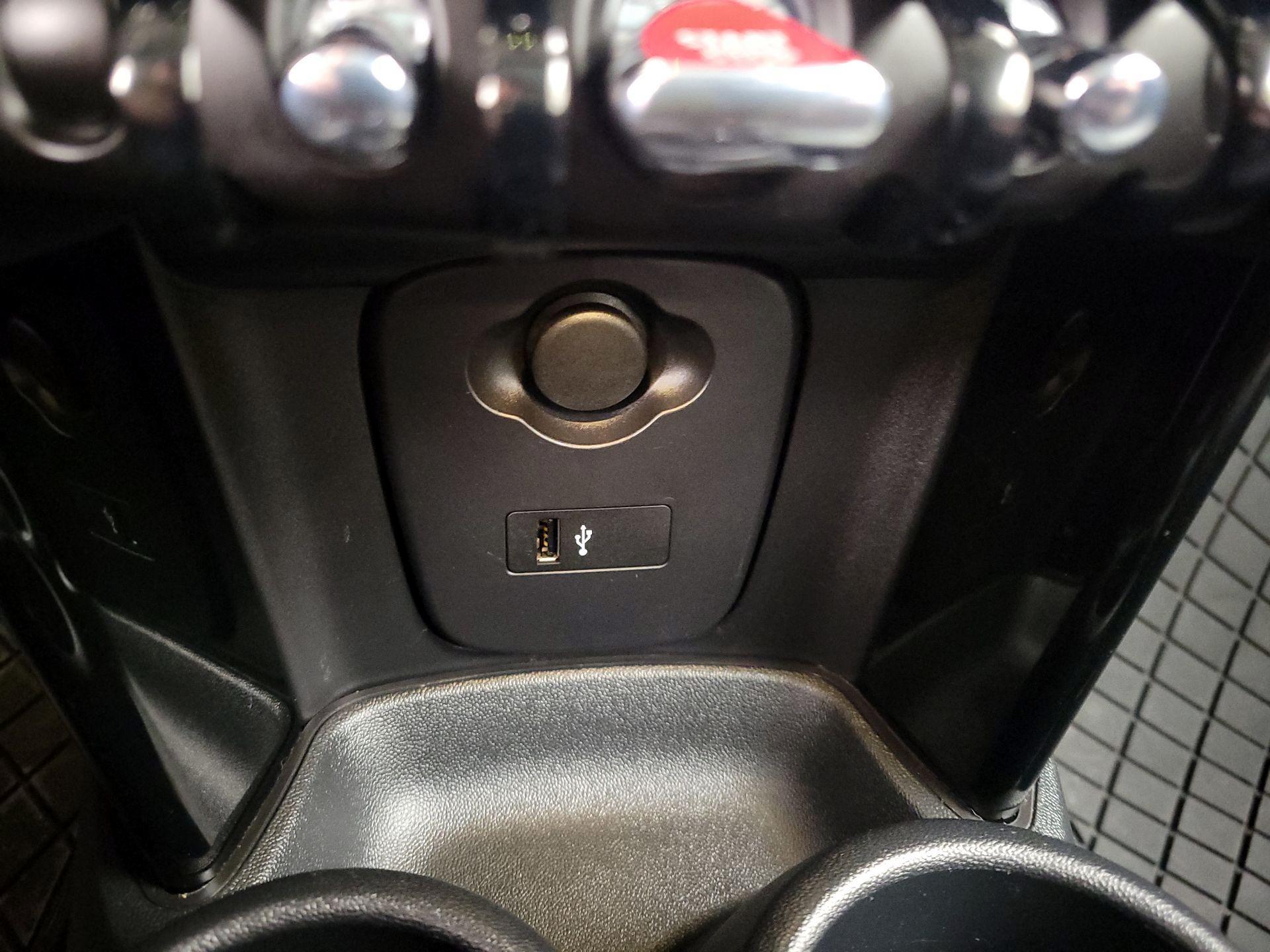 Thumbnail: 2024 MINI Cooper Hardtop - 19