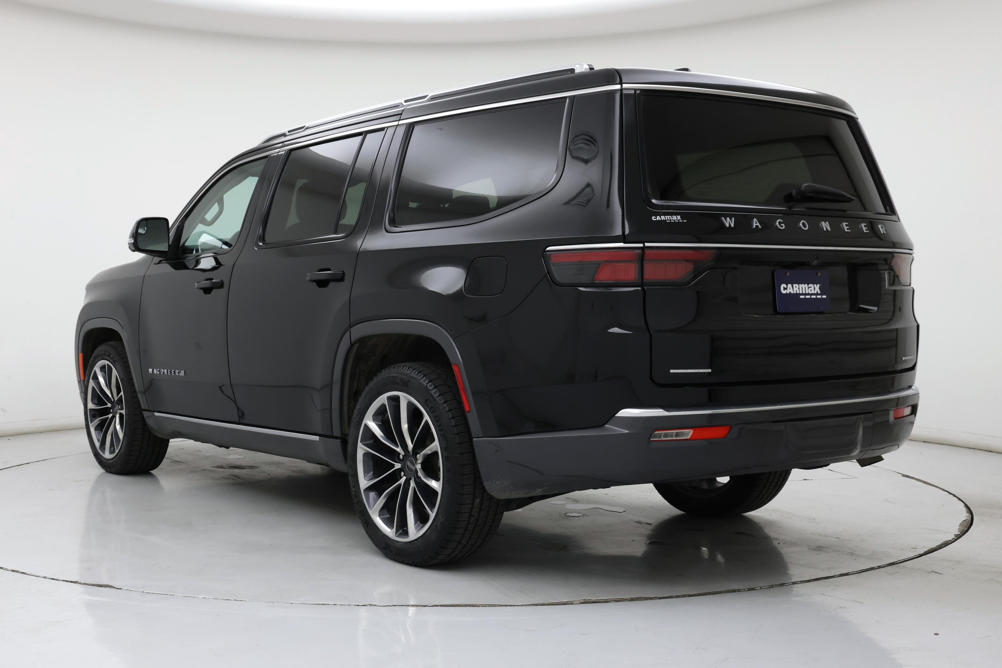 Thumbnail: 2022 Jeep Wagoneer - 2