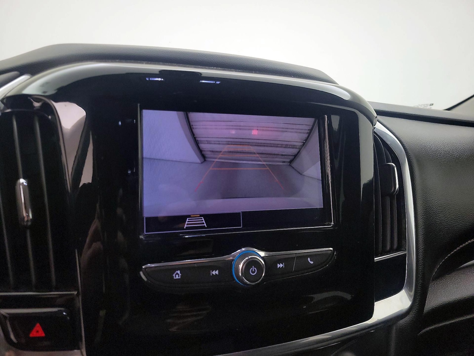 2020 Chevrolet Traverse LS - Photo 15
