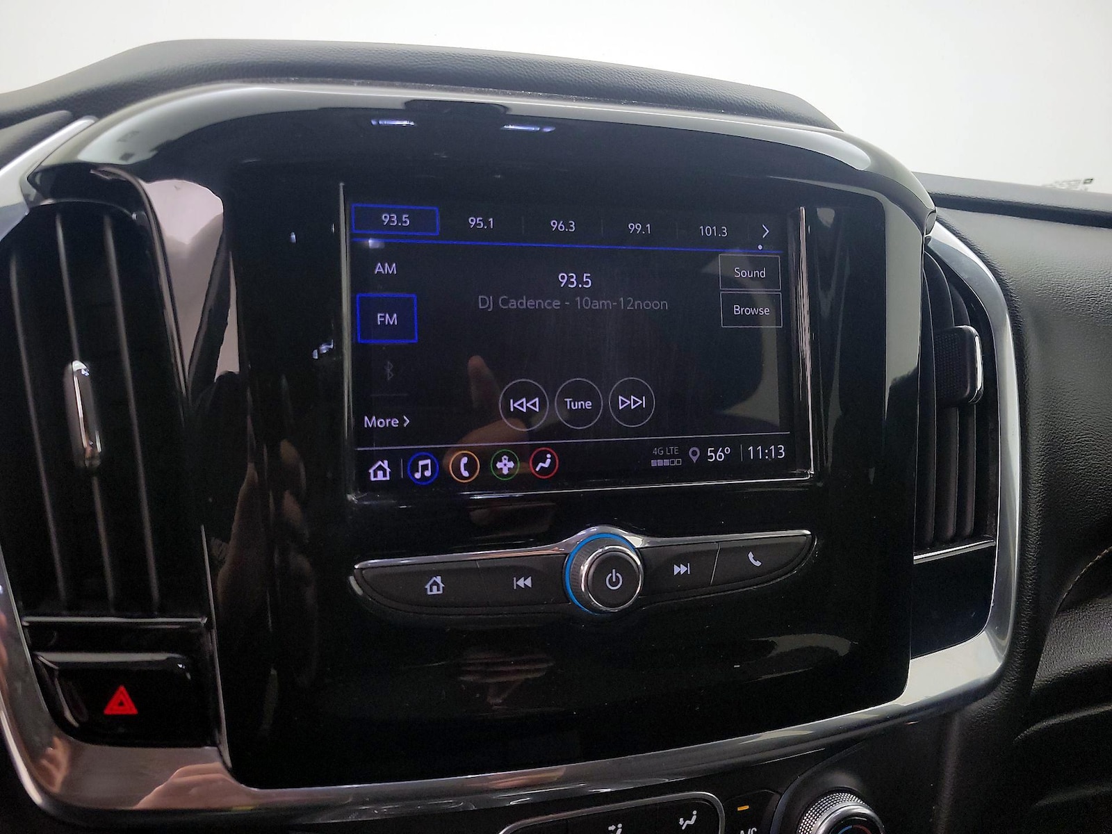 2020 Chevrolet Traverse LS - Photo 16