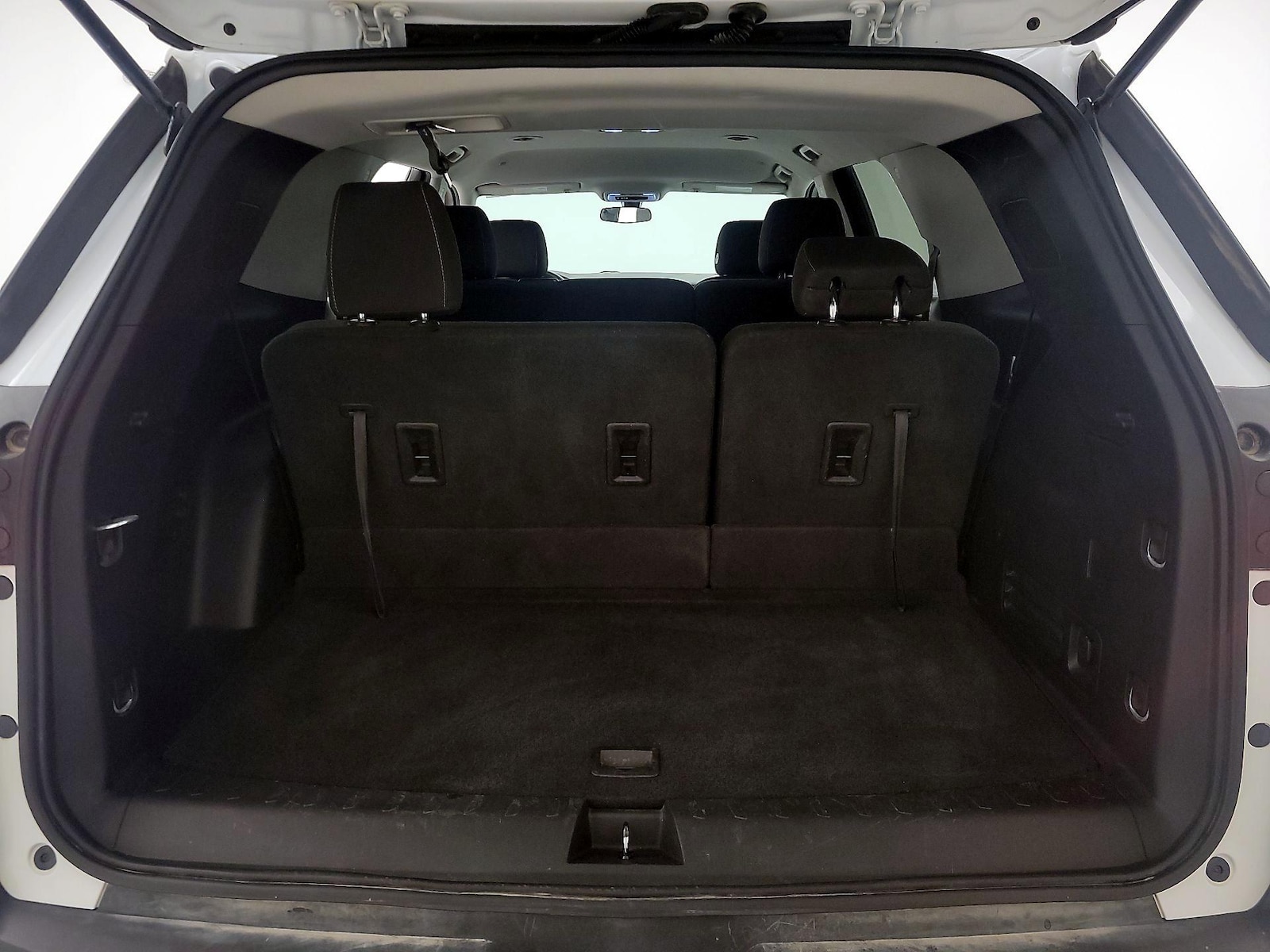2020 Chevrolet Traverse LS - Photo 22