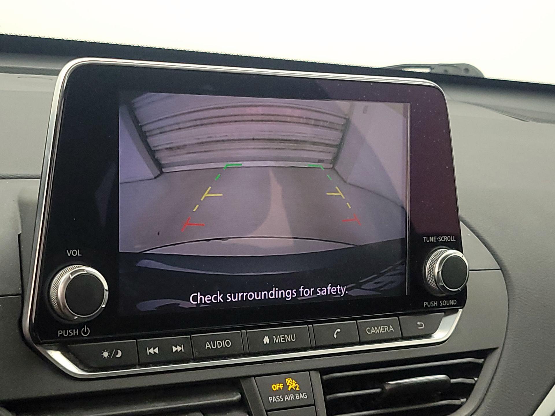 Thumbnail: 2020 Nissan Altima - 14