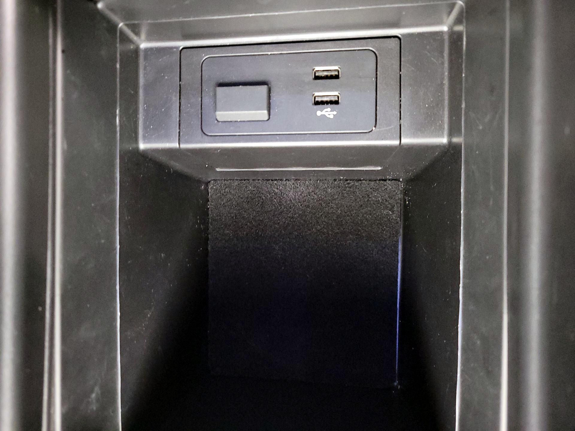 Thumbnail: 2021 Mazda CX-9 - 18