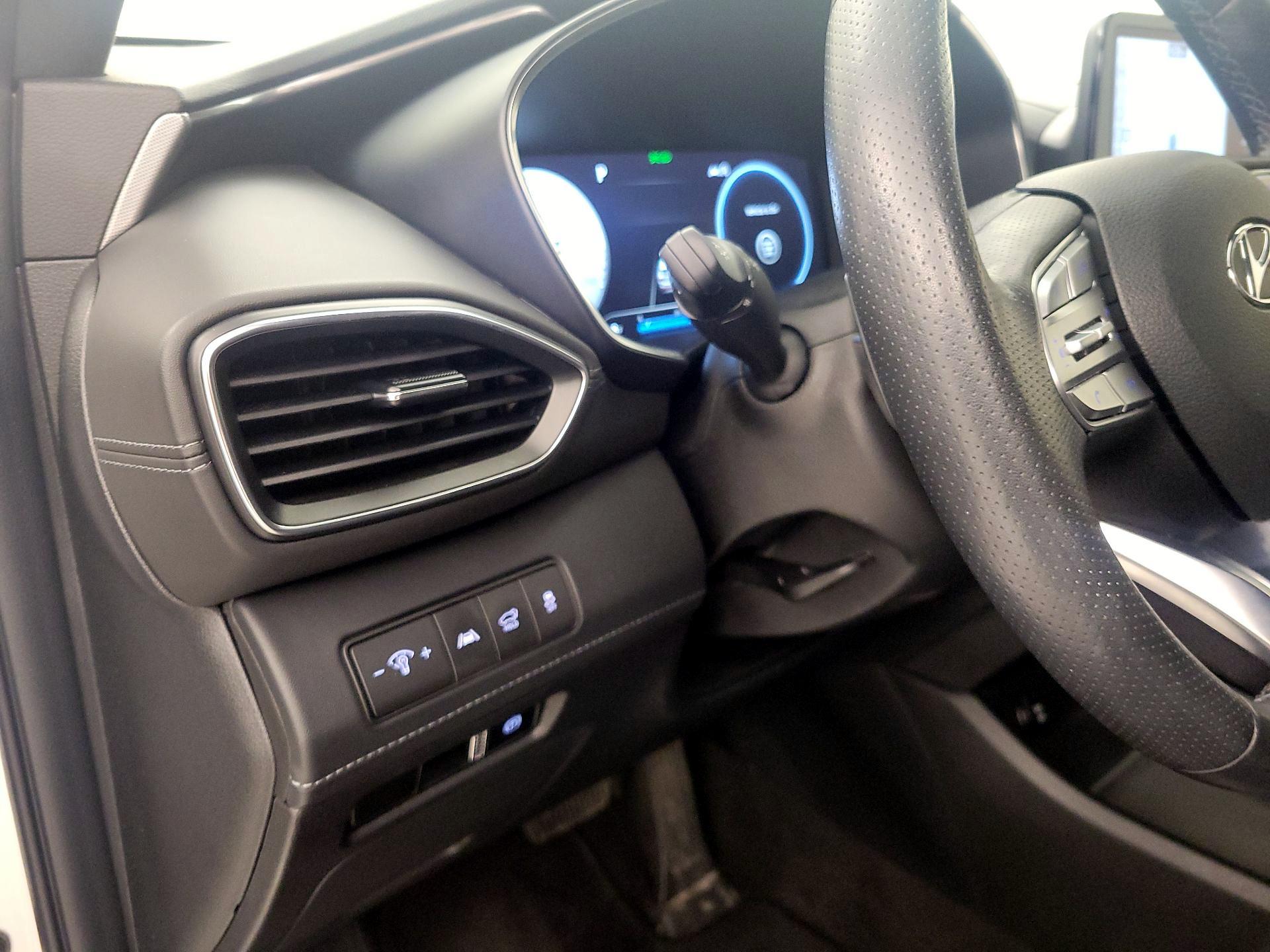 Thumbnail: 2023 Hyundai Santa Fe - 13