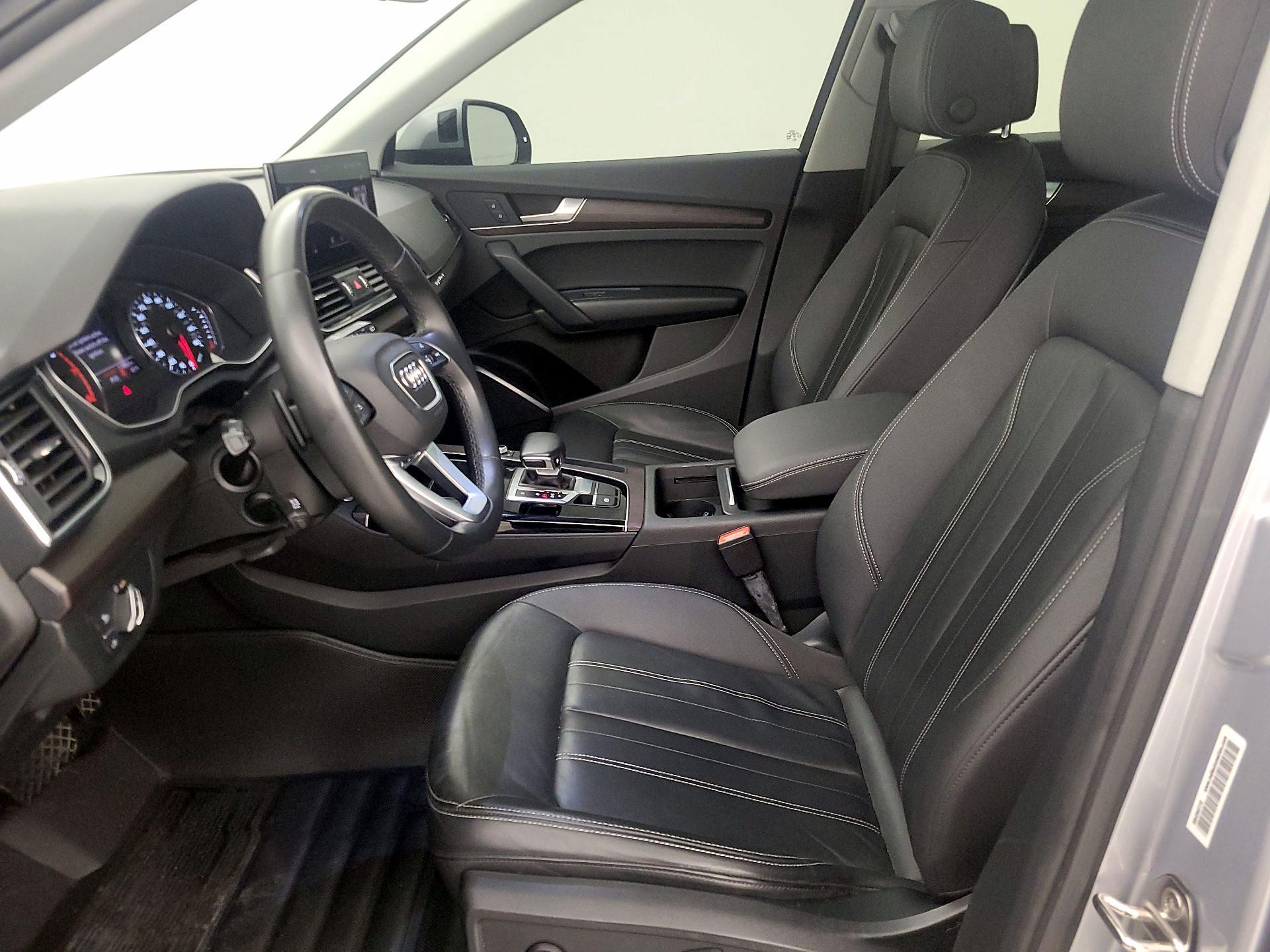 Thumbnail: 2021 Audi Q5 - 11