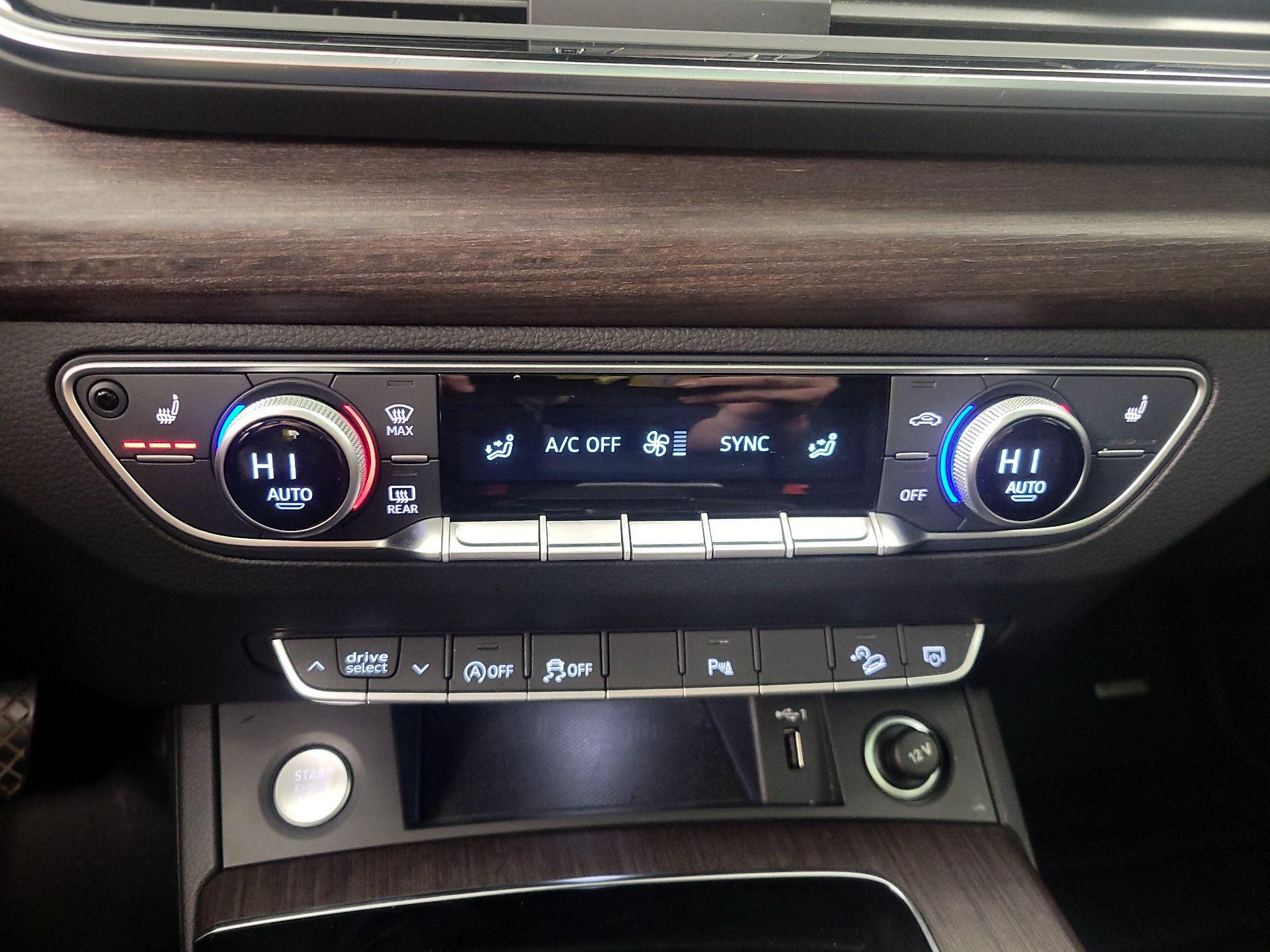 Thumbnail: 2021 Audi Q5 - 16