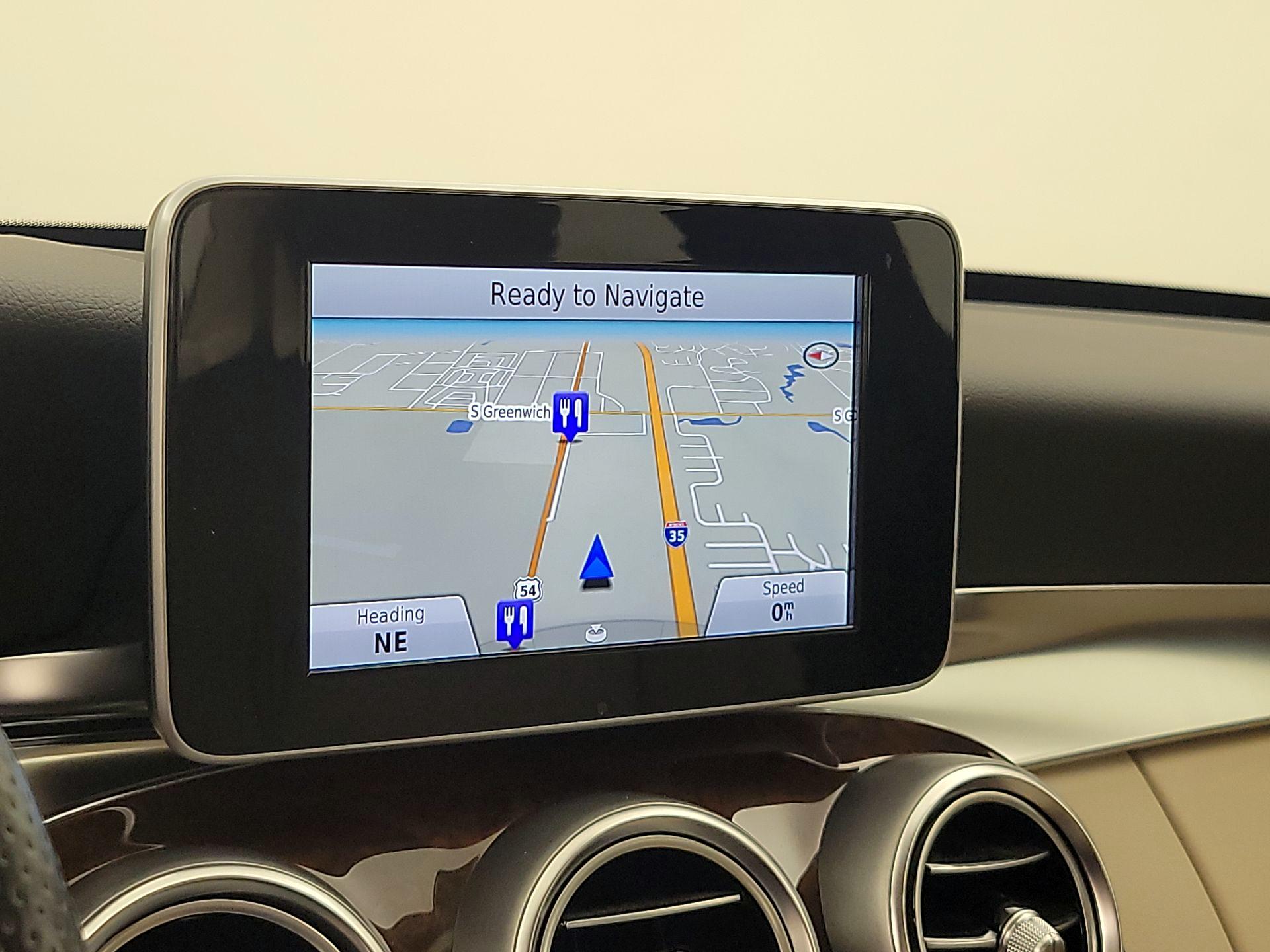 Thumbnail: 2015 Mercedes-Benz C-Class - 14